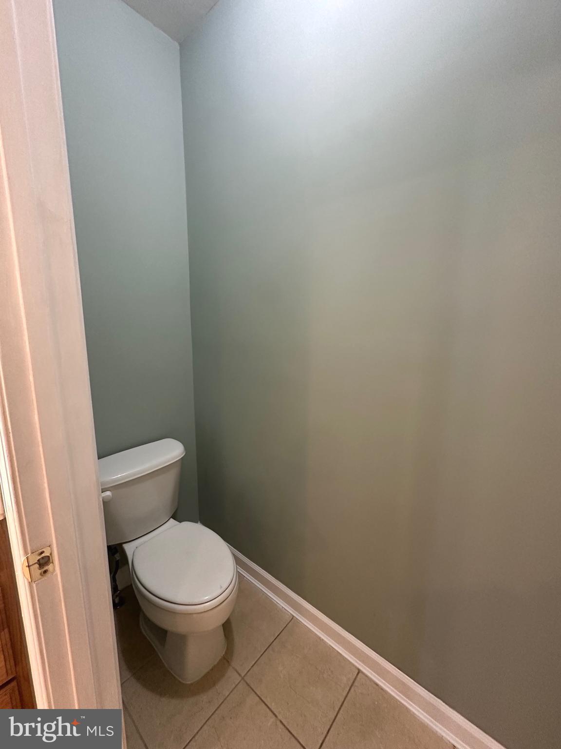 VILLAGES OF URBANA - Residential Lease