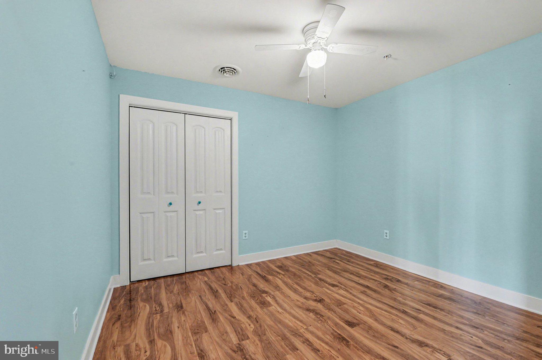 FACTORY CONDOS - Residential