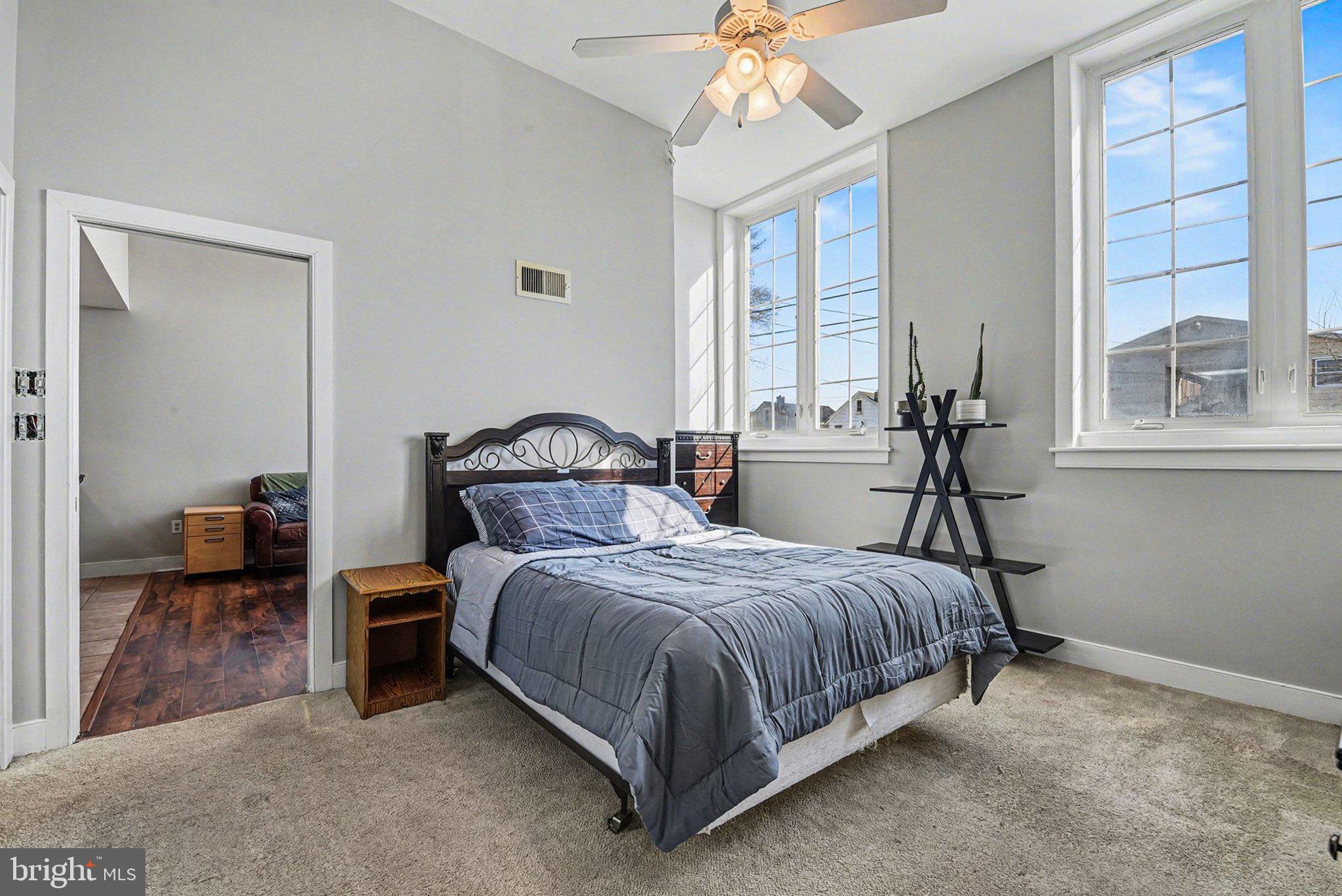 FACTORY CONDOS - Residential