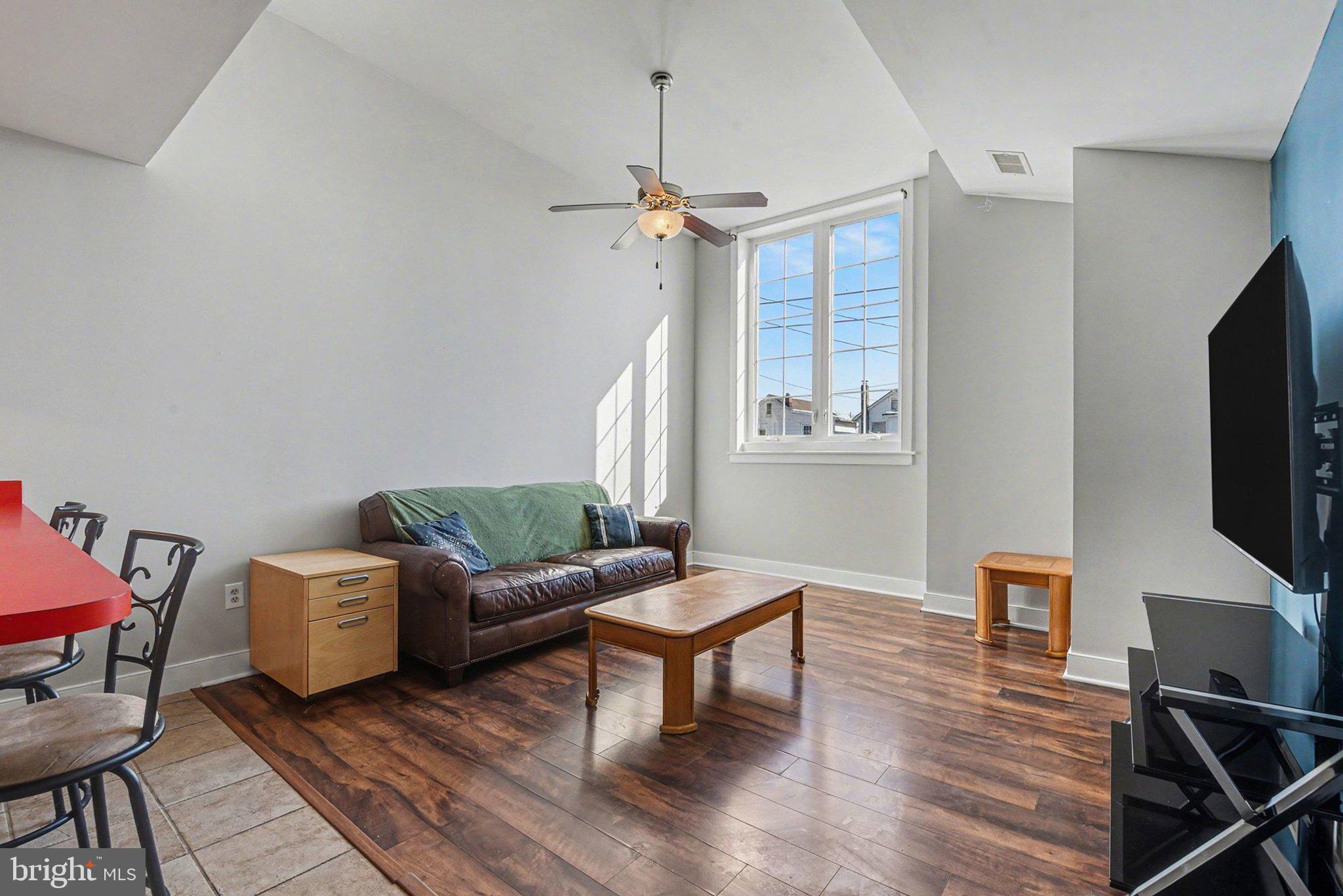 FACTORY CONDOS - Residential