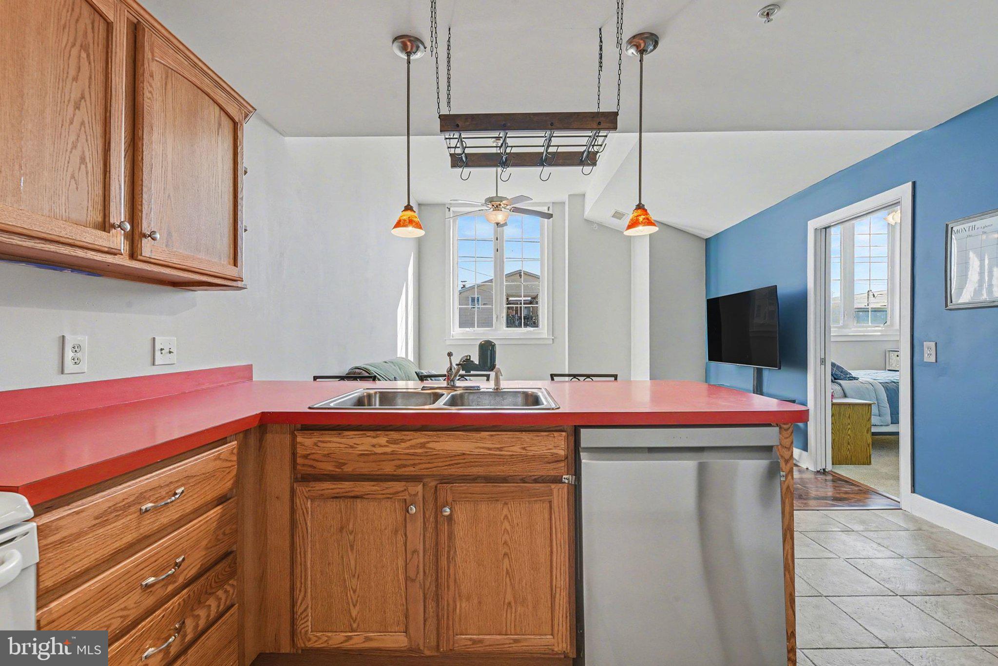 FACTORY CONDOS - Residential