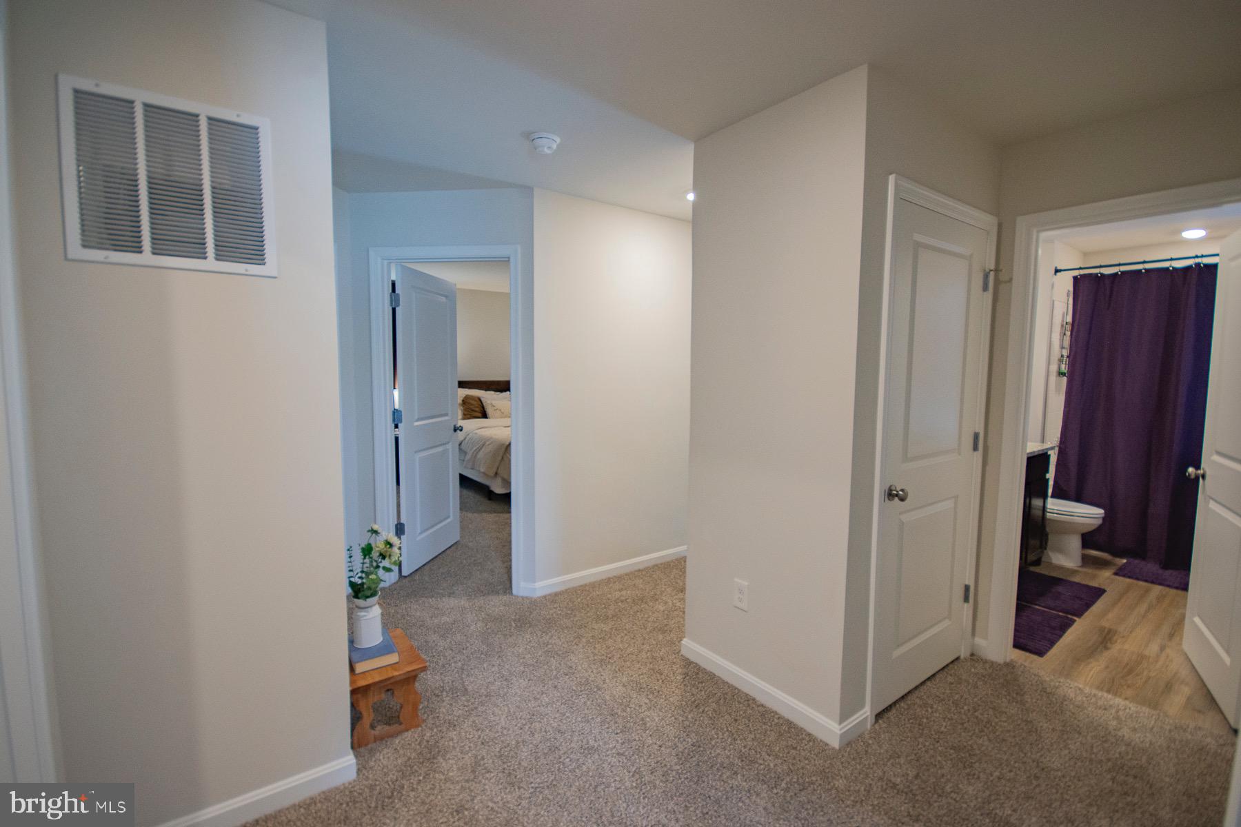 RED HILL - Residential