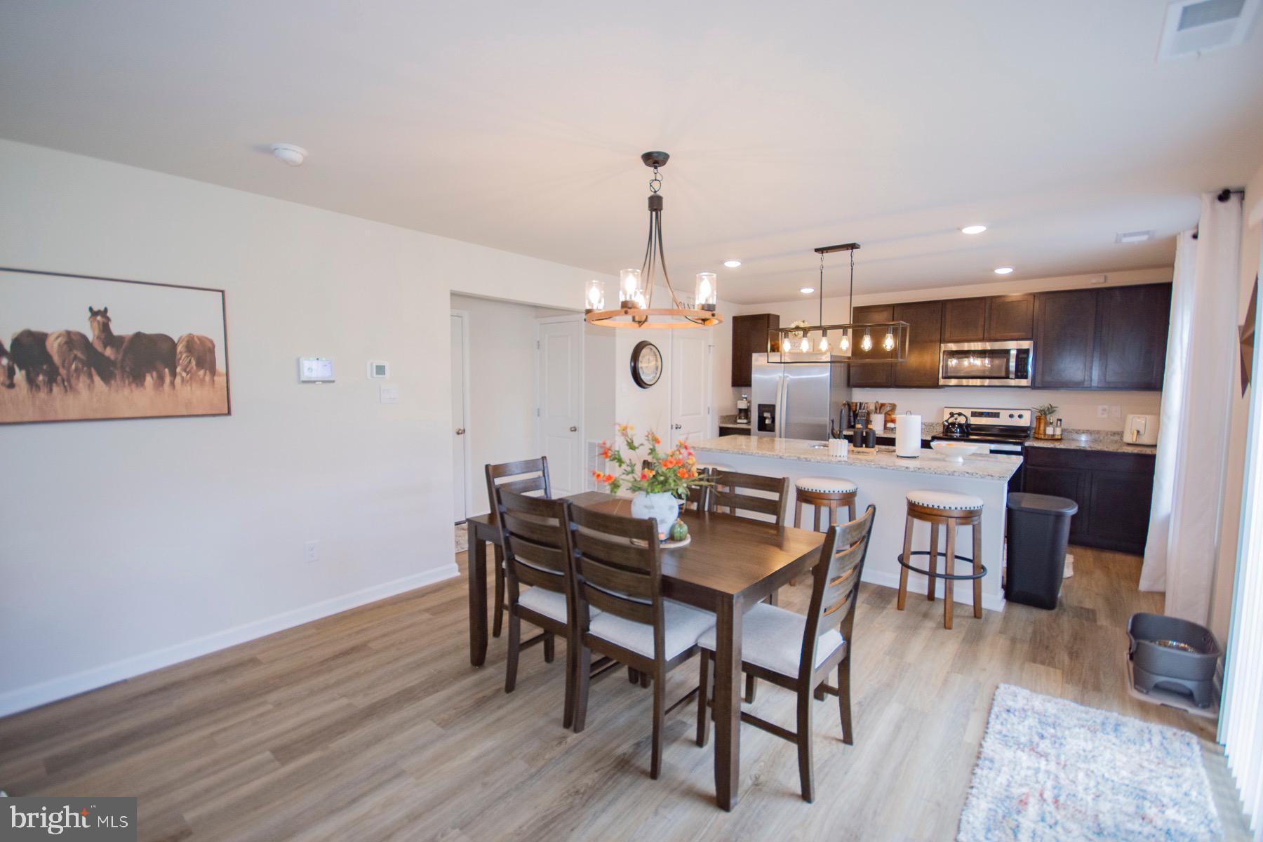 RED HILL - Residential