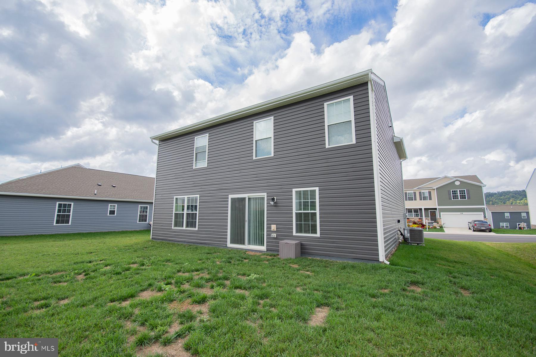 RED HILL - Residential