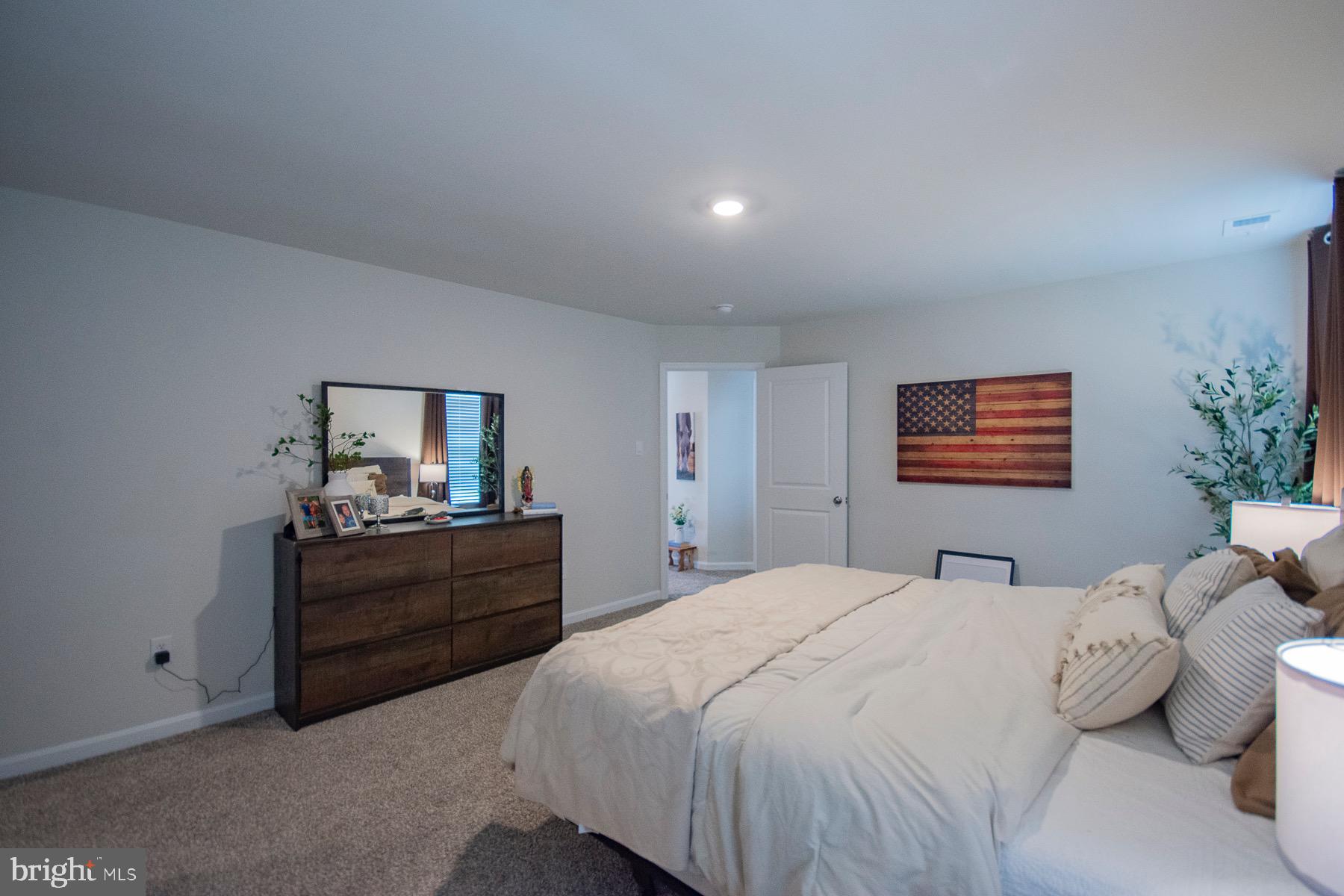 RED HILL - Residential