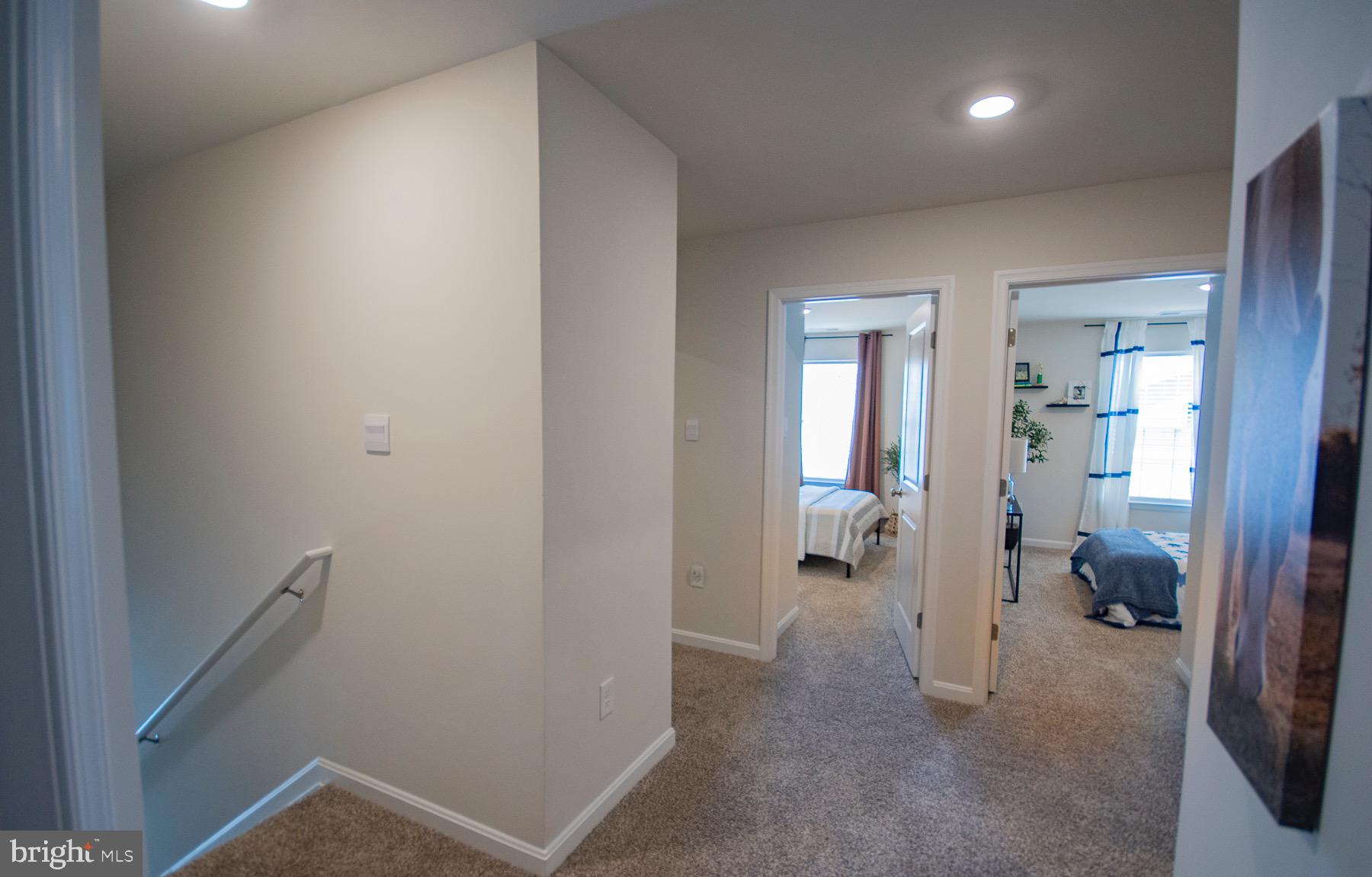 RED HILL - Residential