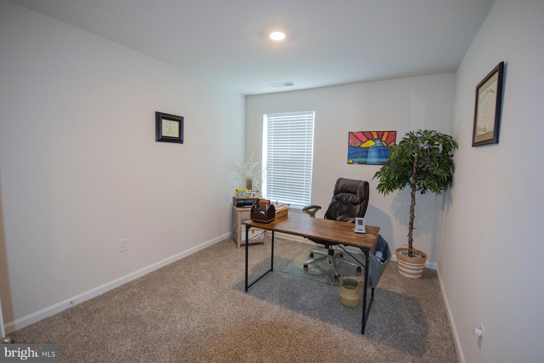 RED HILL - Residential