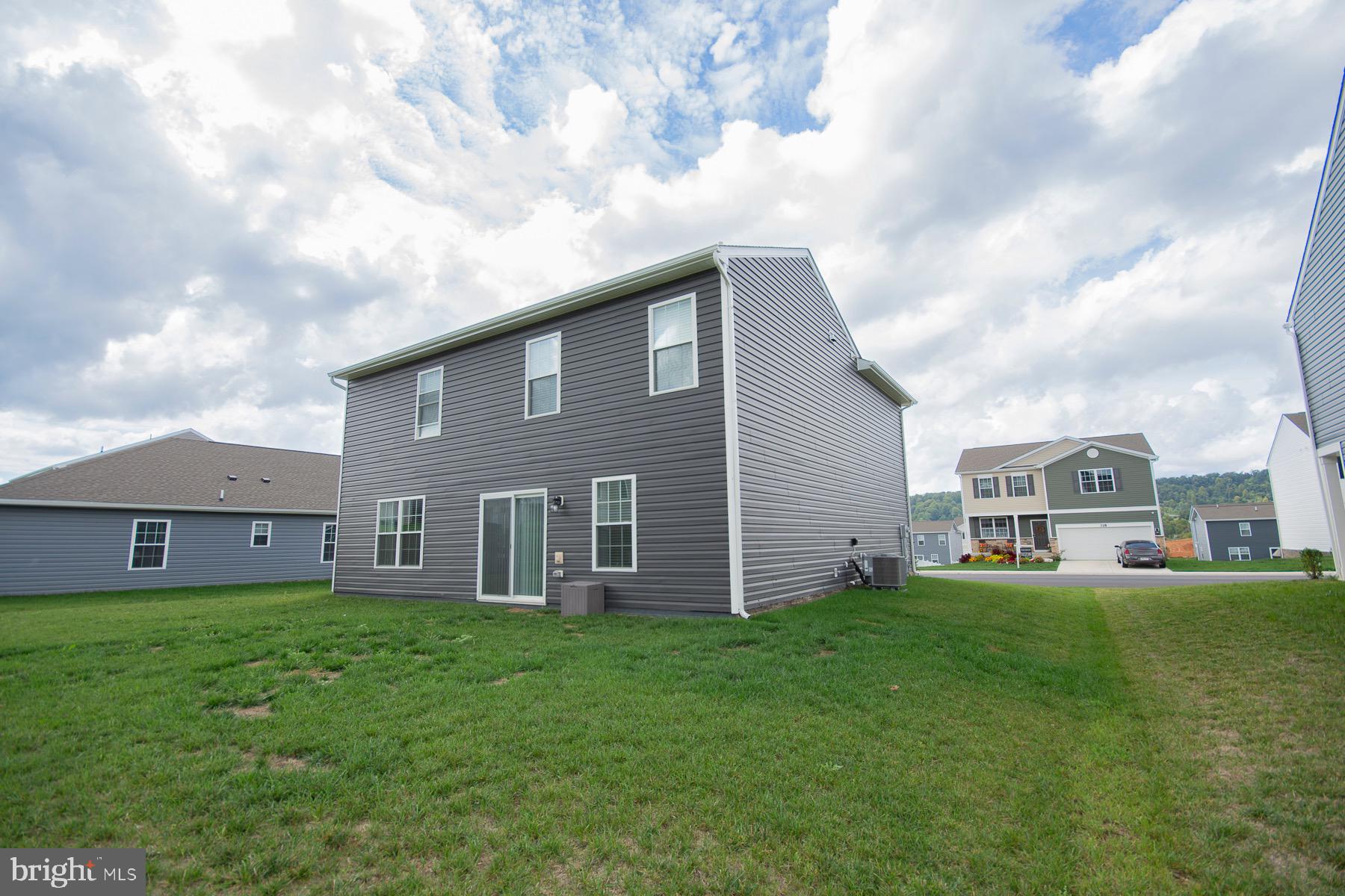 RED HILL - Residential