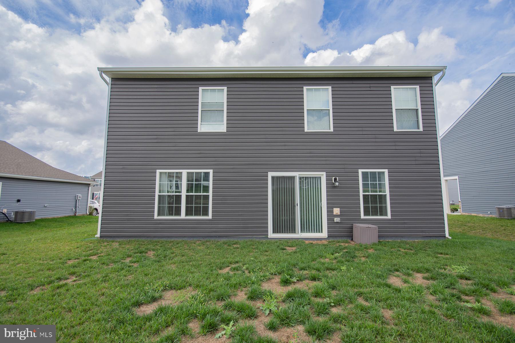 RED HILL - Residential