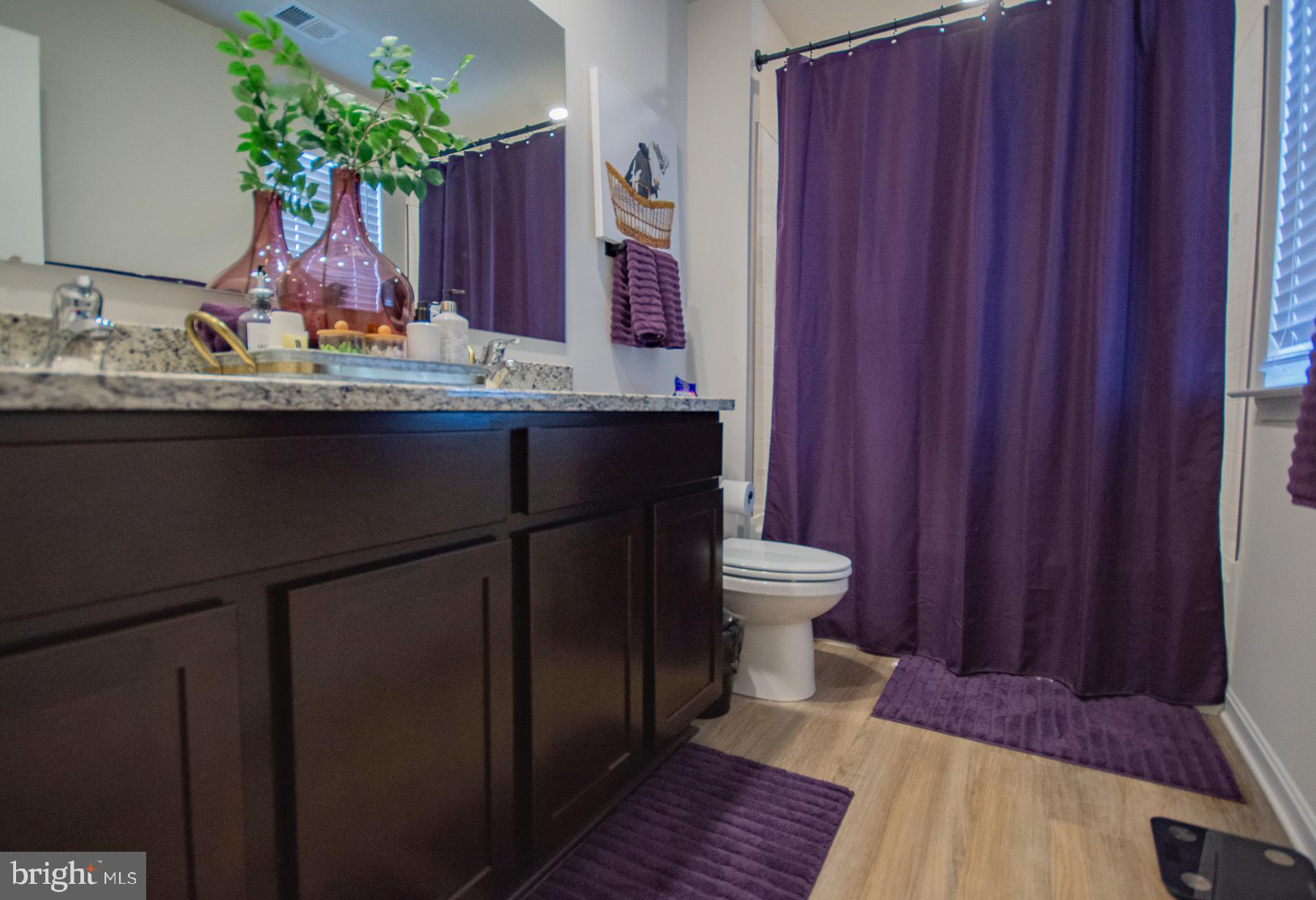 RED HILL - Residential