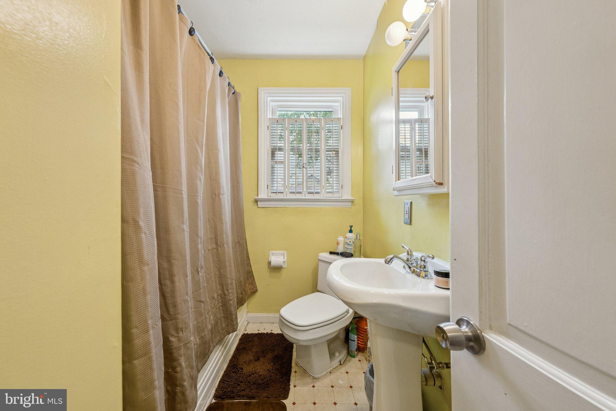 HYATTSVILLE HILLS - Residential