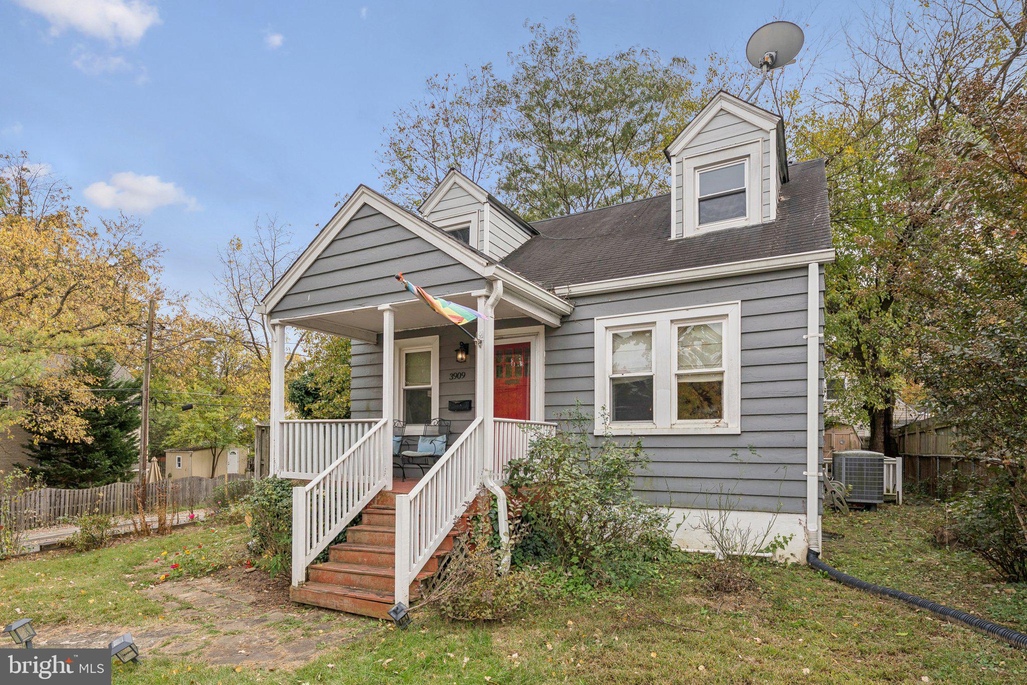 HYATTSVILLE HILLS - Residential