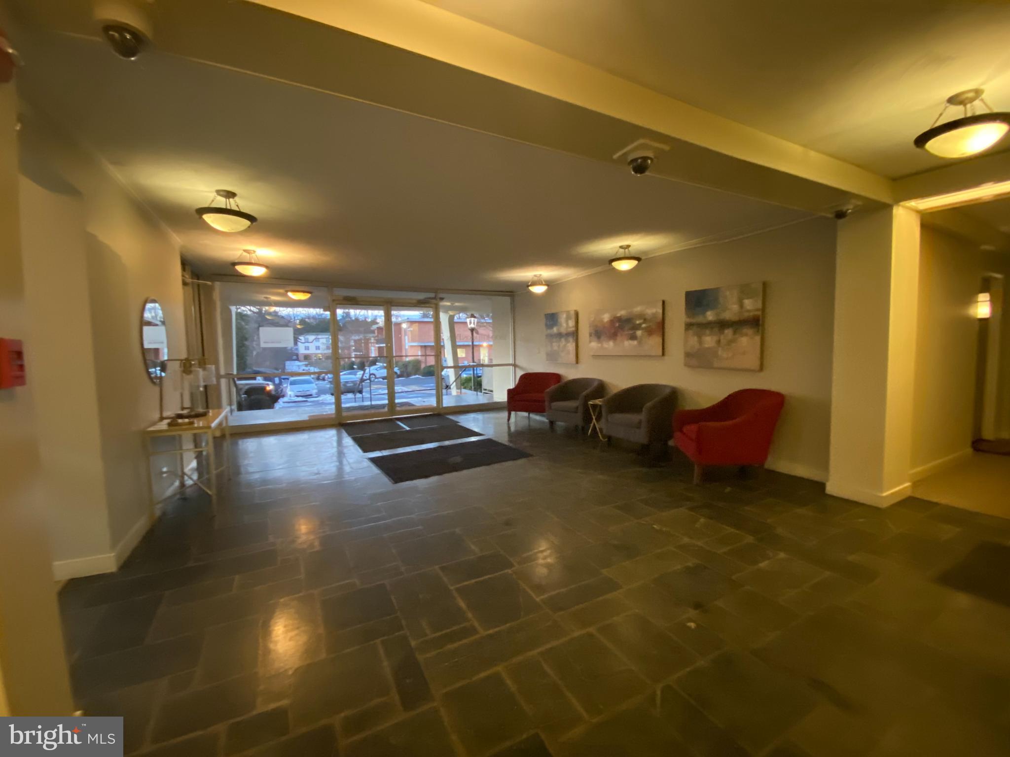 JEFFERSON PARK - Residential