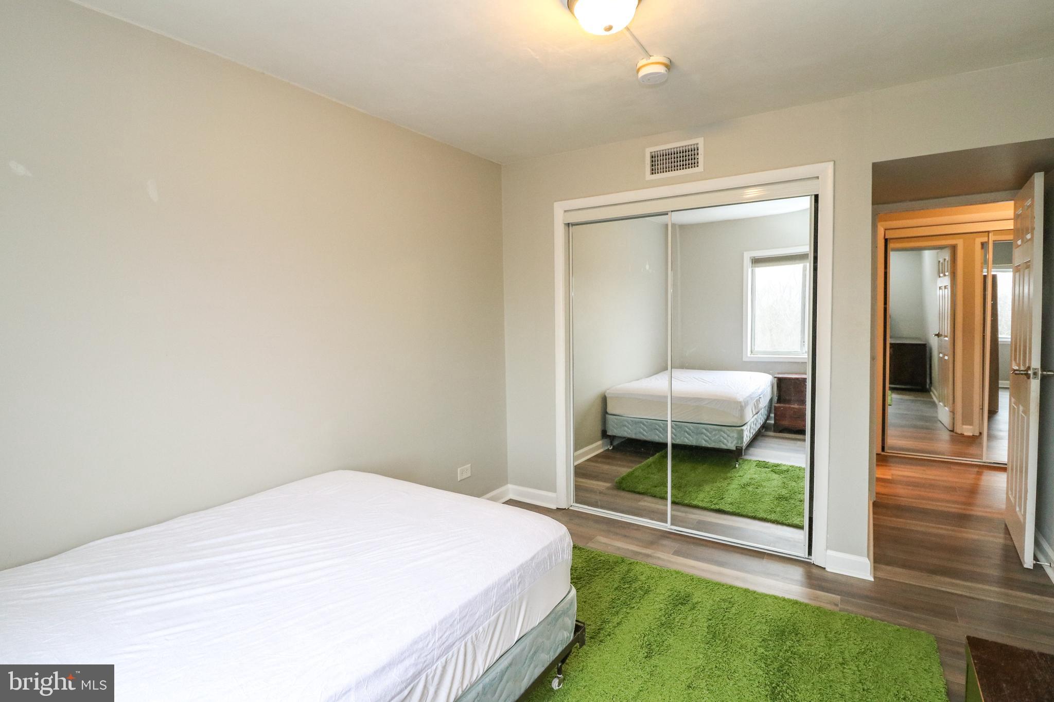 JEFFERSON PARK - Residential