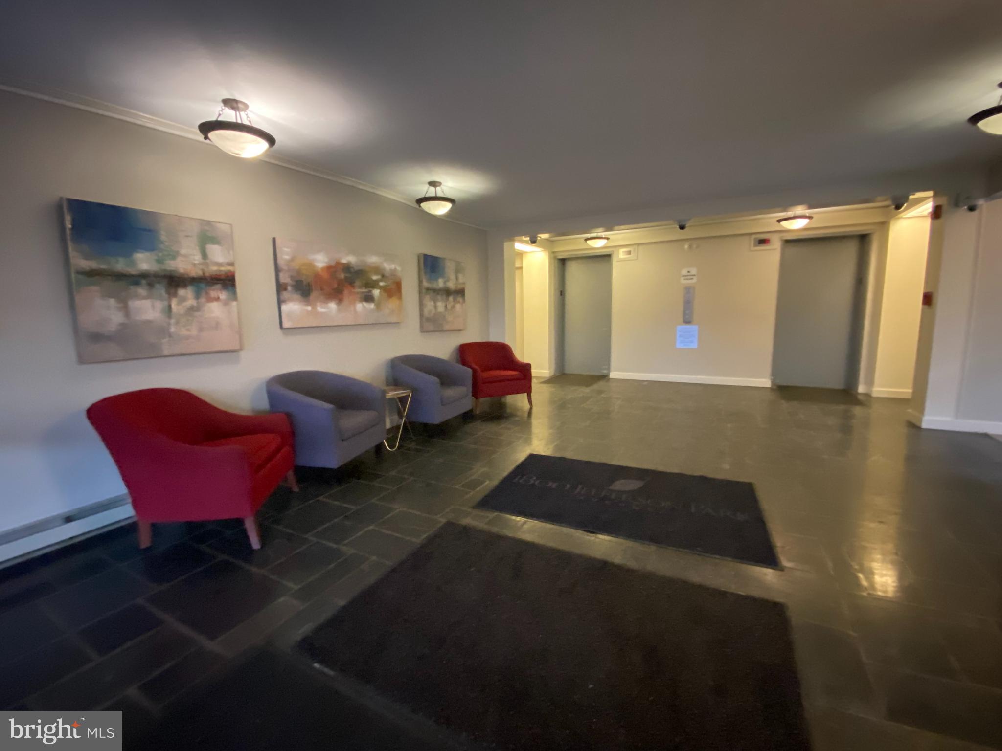 JEFFERSON PARK - Residential