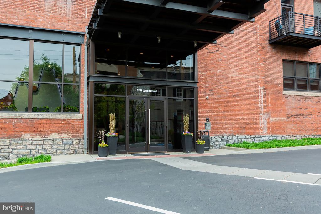 Photo of 41 W Lemon Street #206, LANCASTER, PA 17603 (MLS # PALA2086526)
