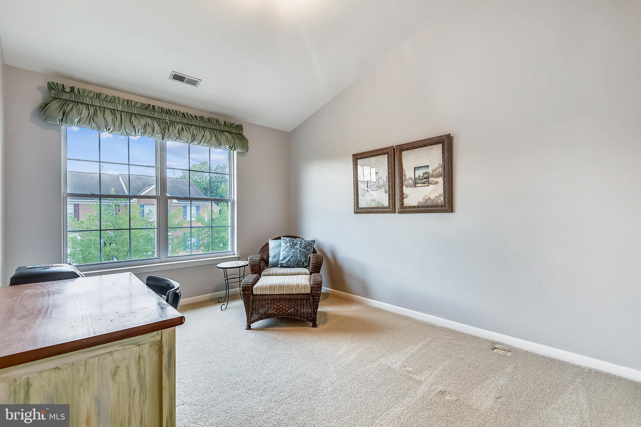 SOUTH RIVER COLONY - Residential