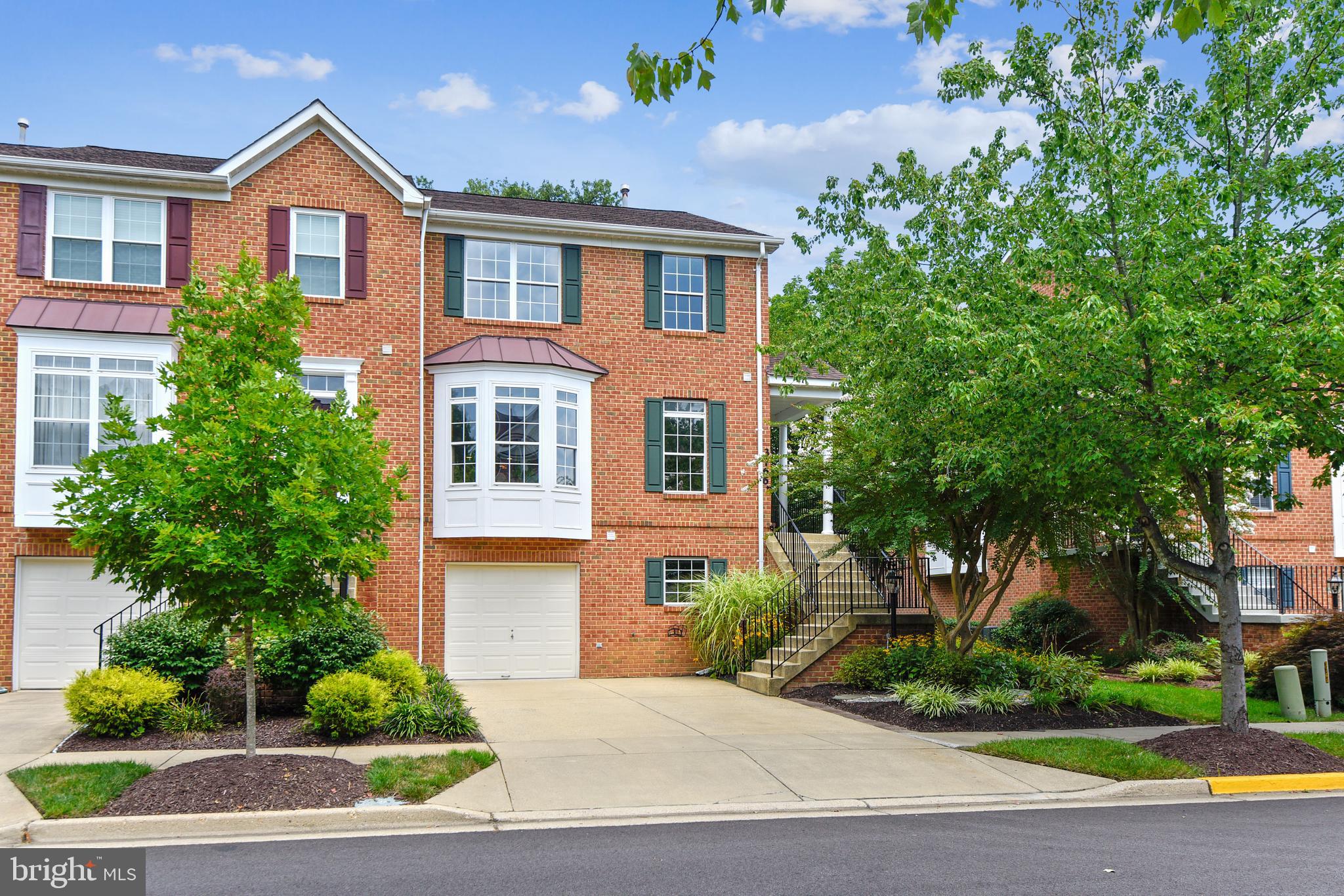 SOUTH RIVER COLONY - Residential