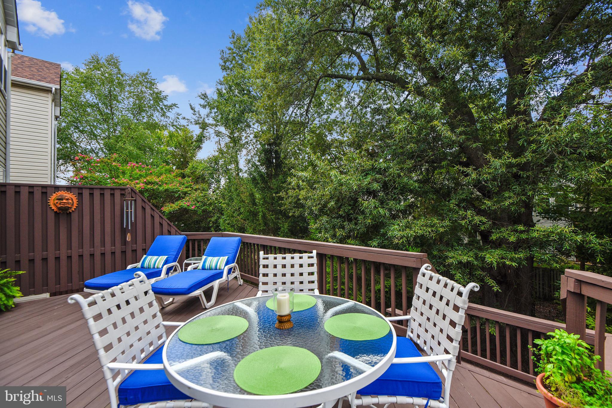 SOUTH RIVER COLONY - Residential