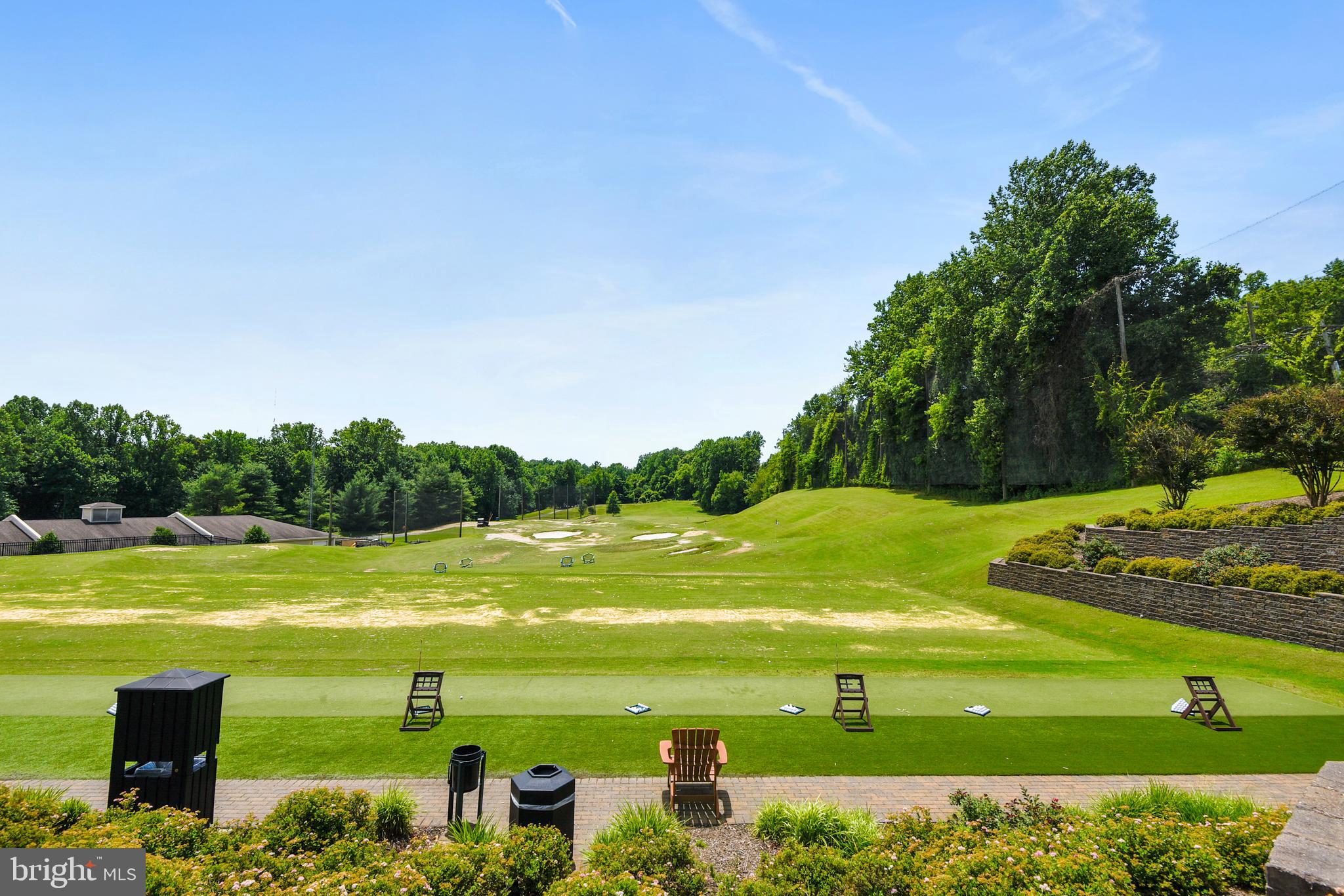 SOUTH RIVER COLONY - Residential