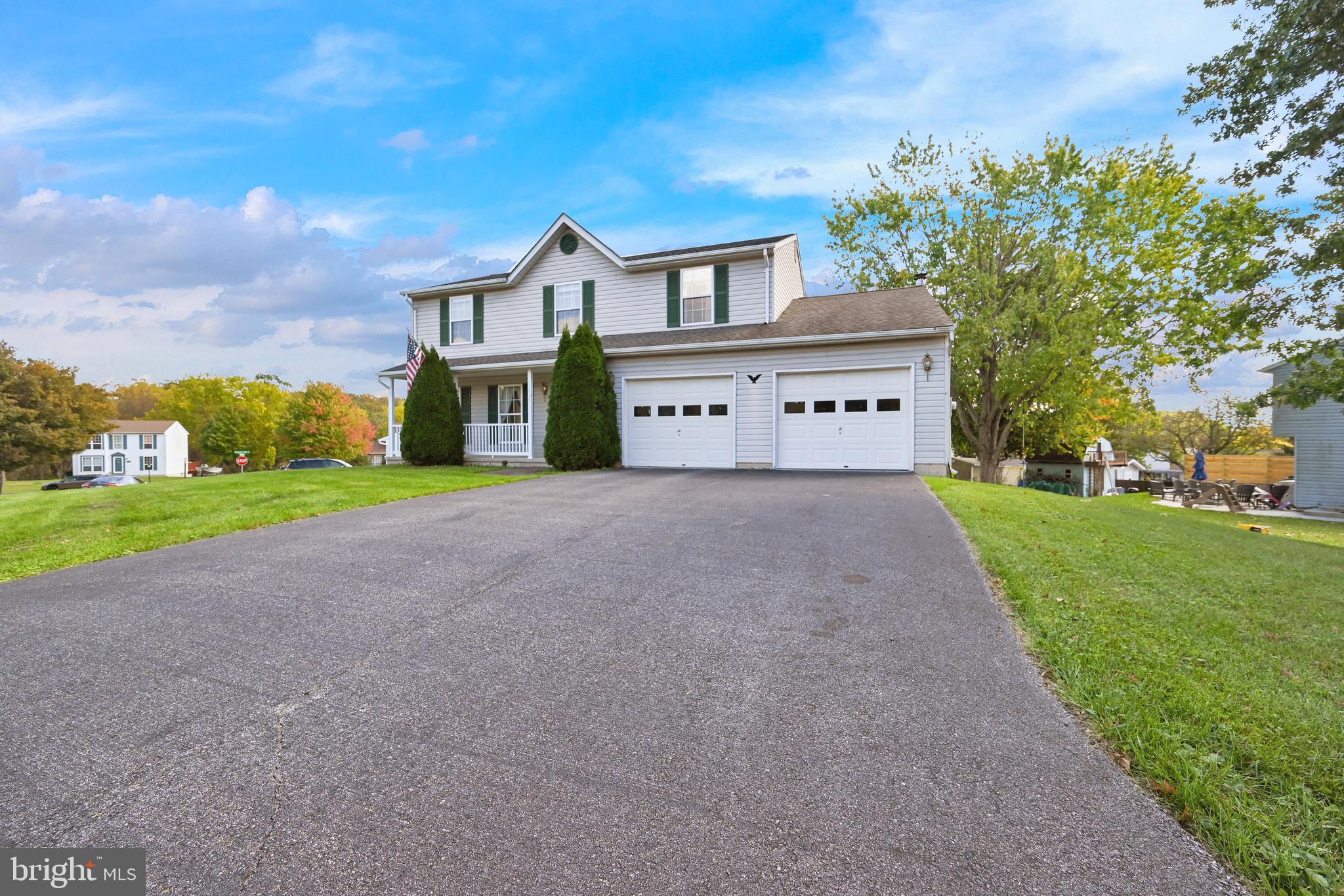 COLONIAL ACRES - Residential