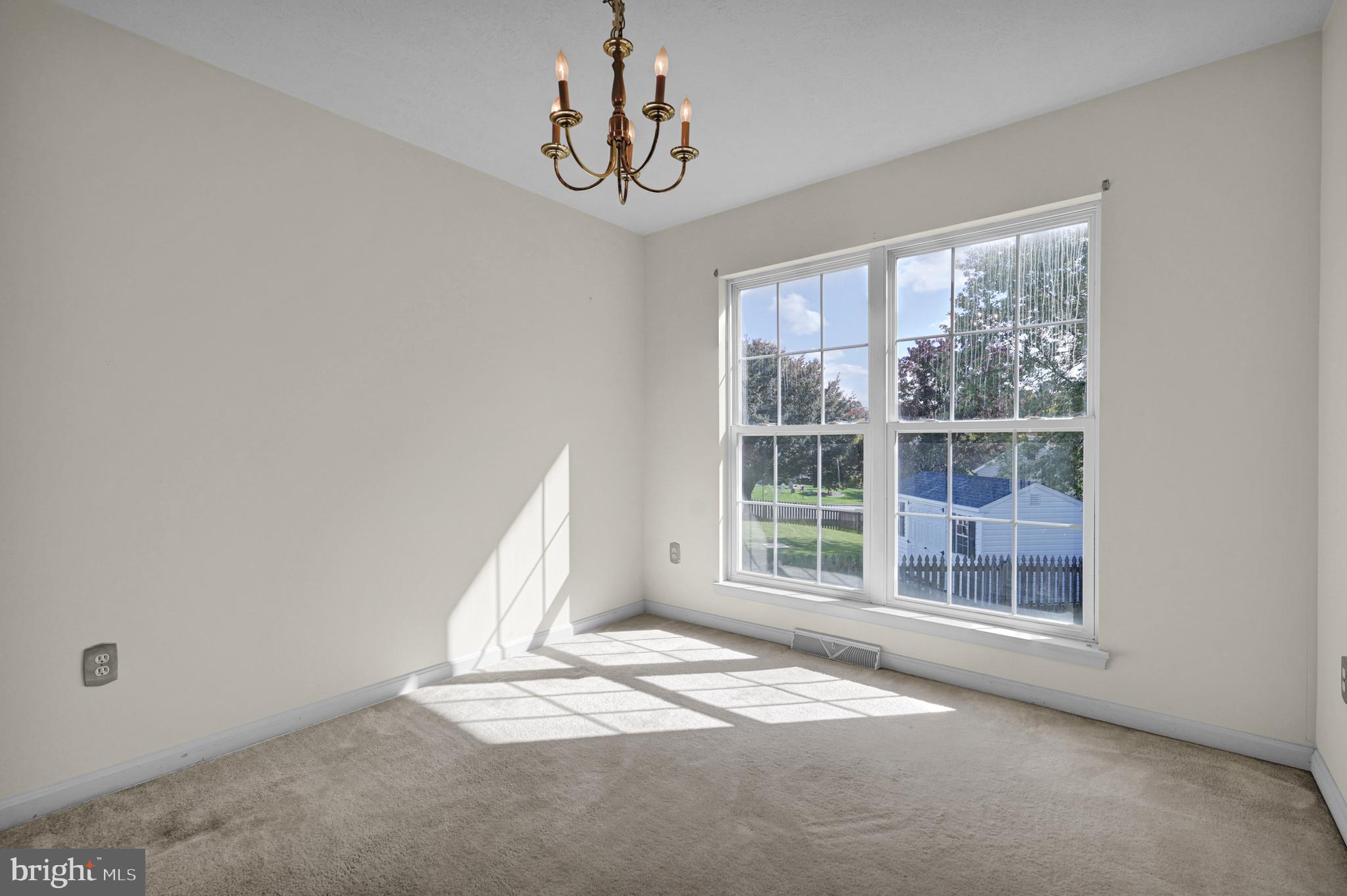 COLONIAL ACRES - Residential