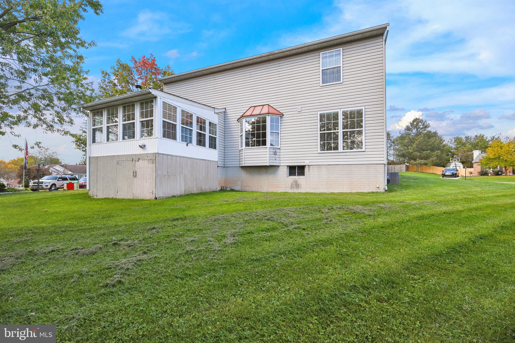 COLONIAL ACRES - Residential