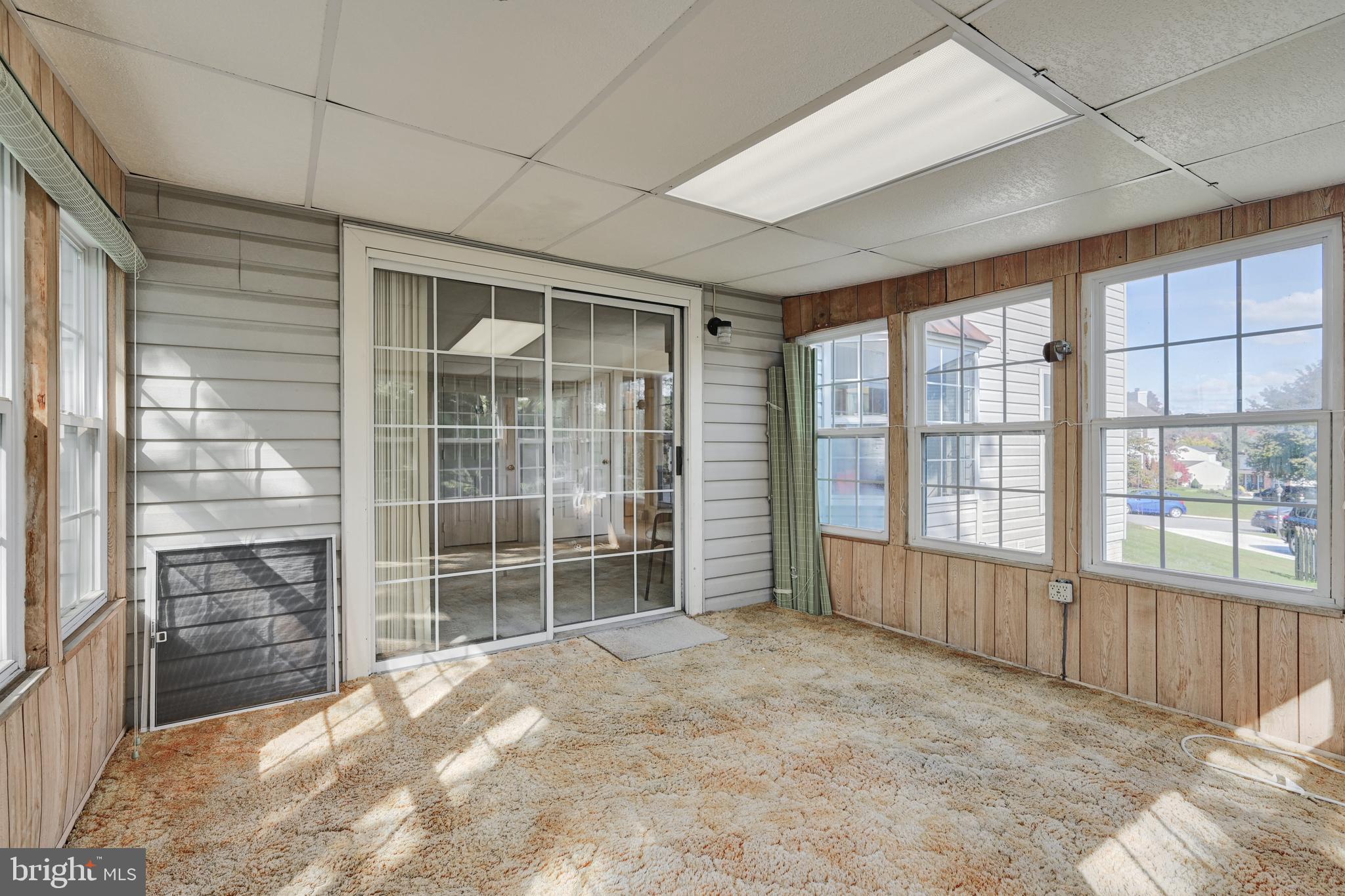 COLONIAL ACRES - Residential