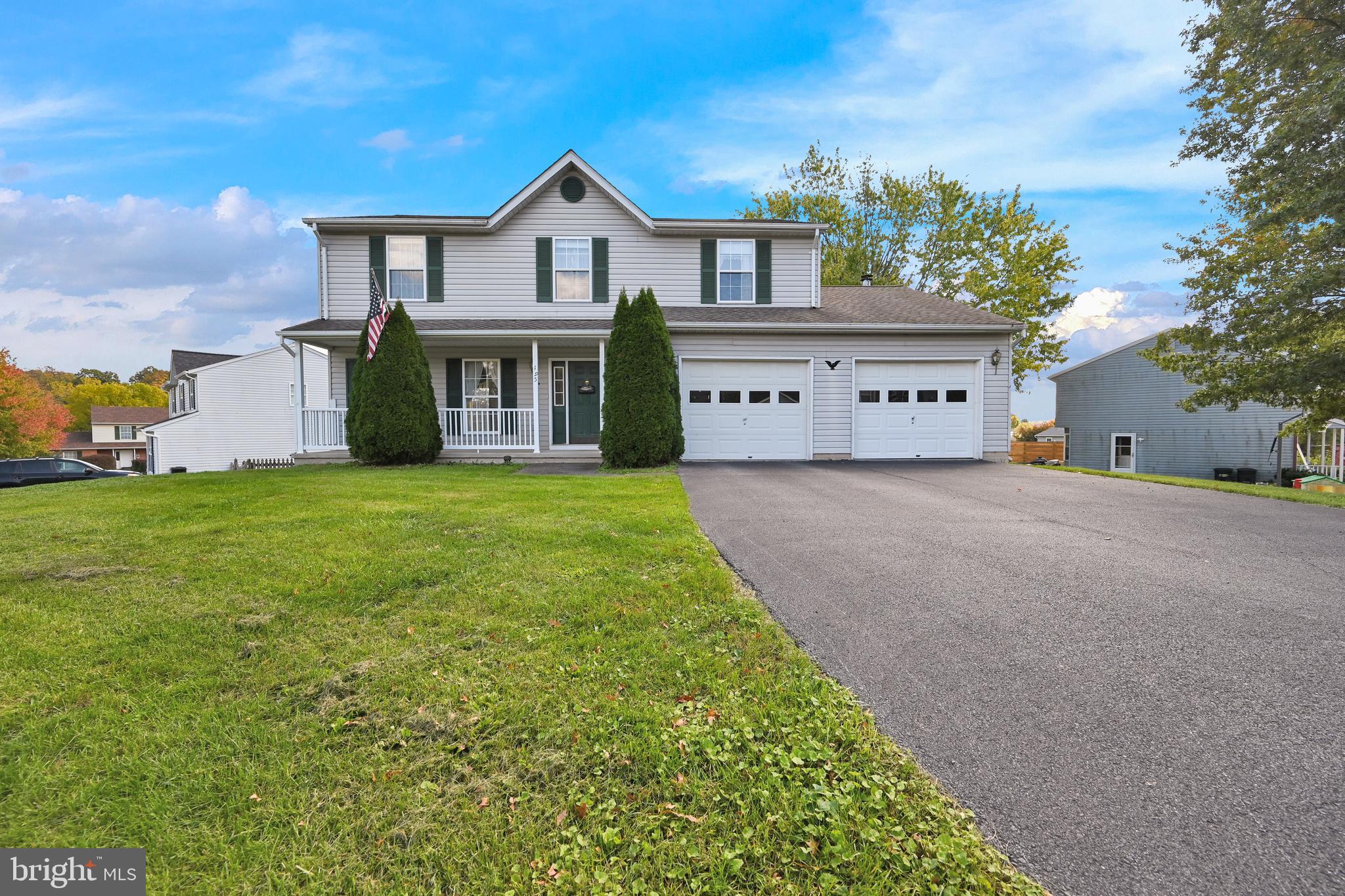 COLONIAL ACRES - Residential