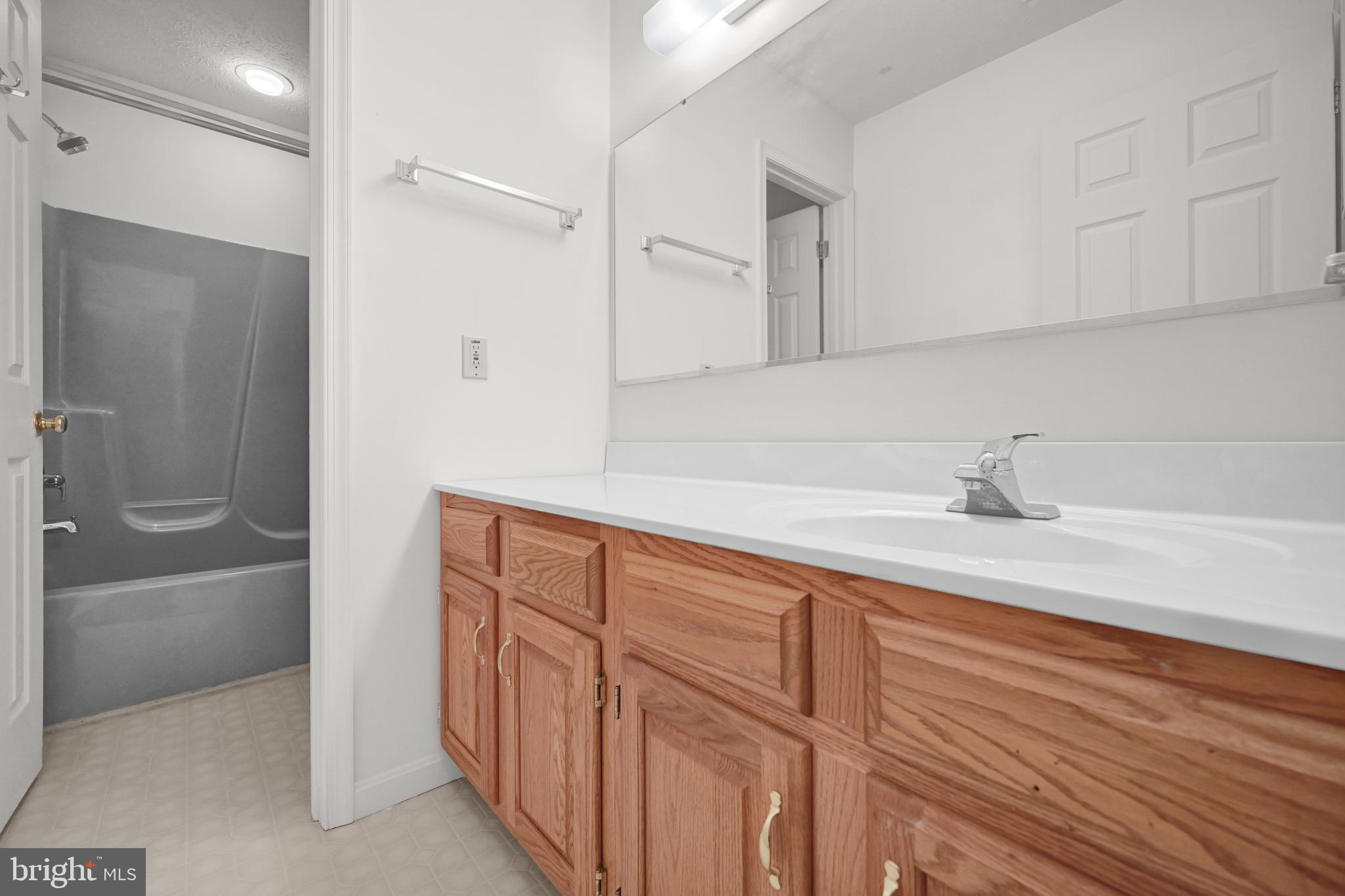 COLONIAL ACRES - Residential