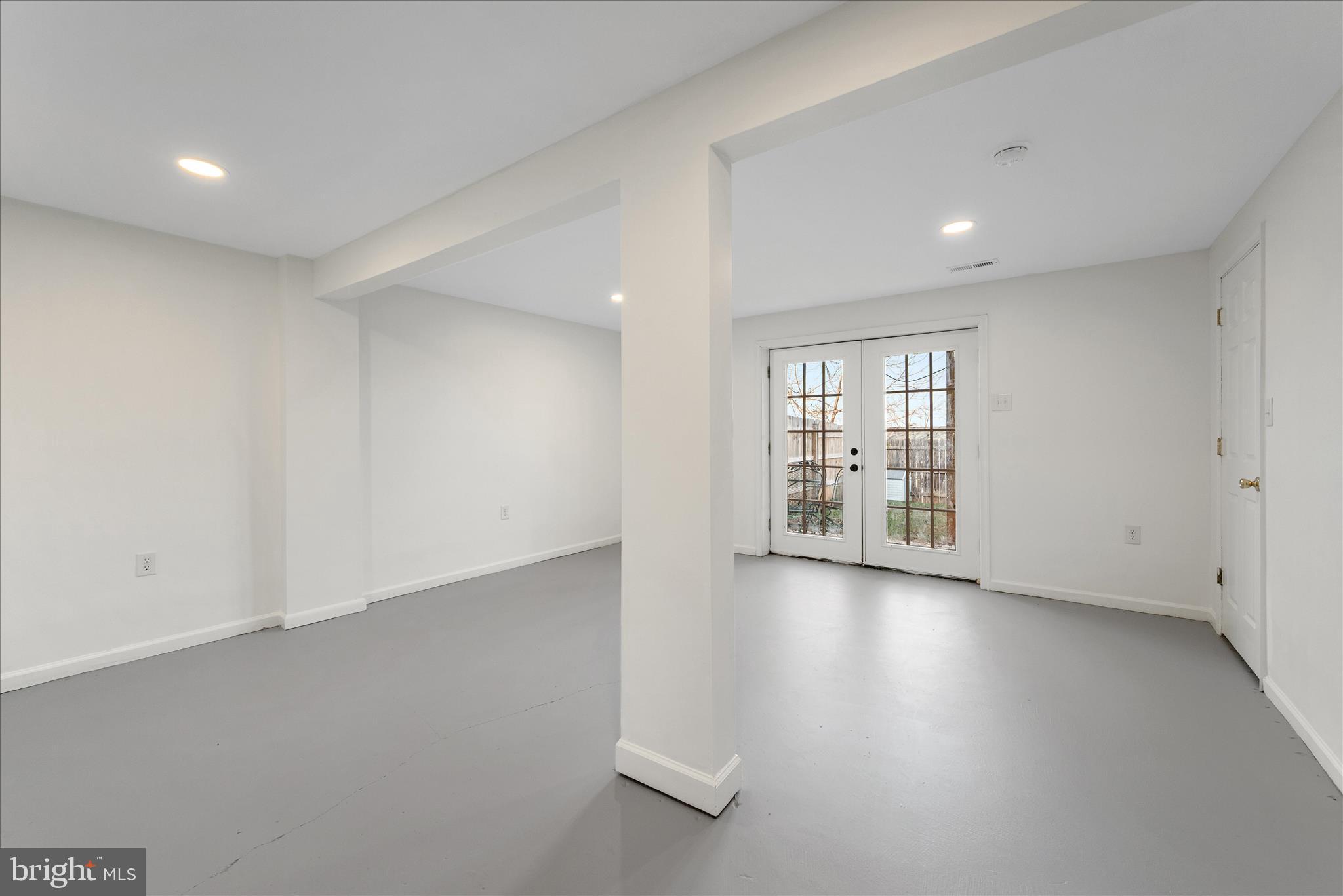 STEELE - Residential