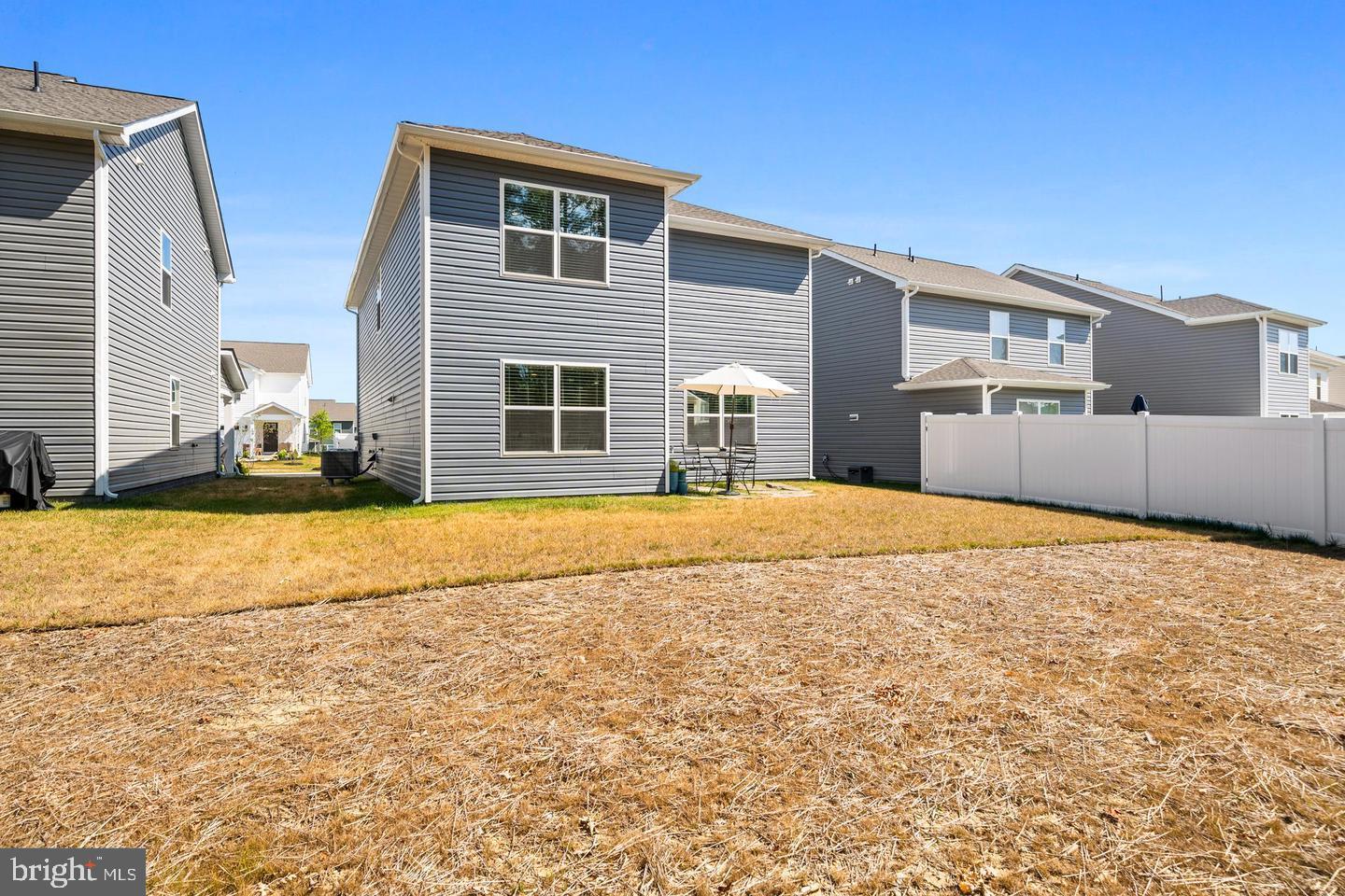 154 CHARMING FOREST AVENUE