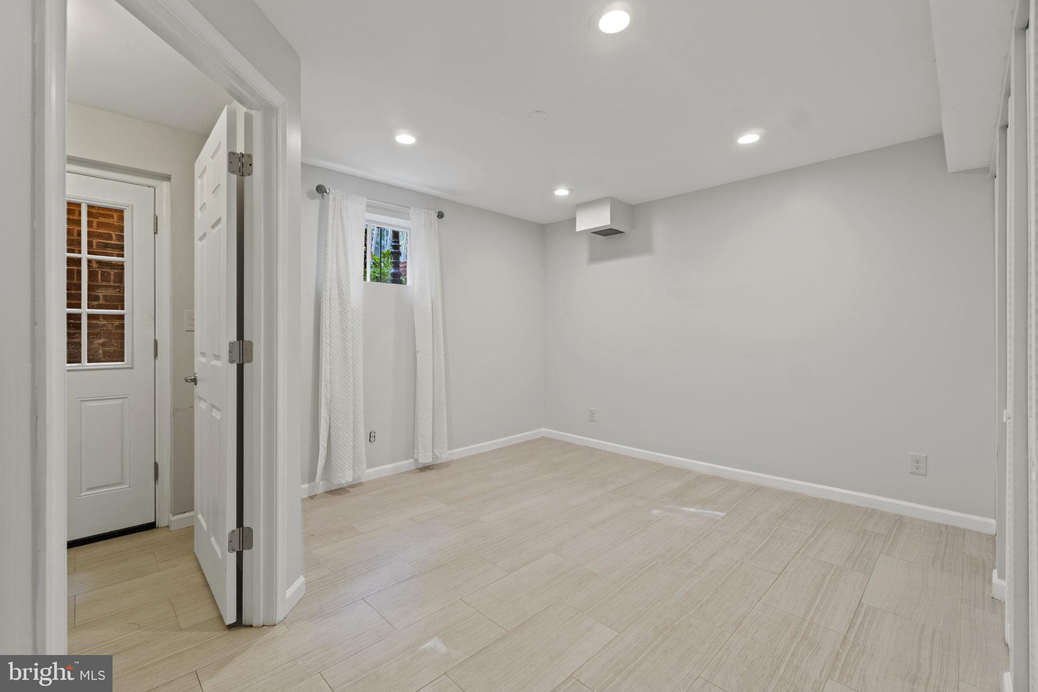 FERNWOOD - Residential