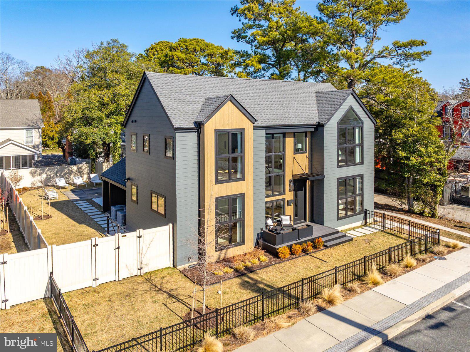 REHOBOTH BEACH - Residential