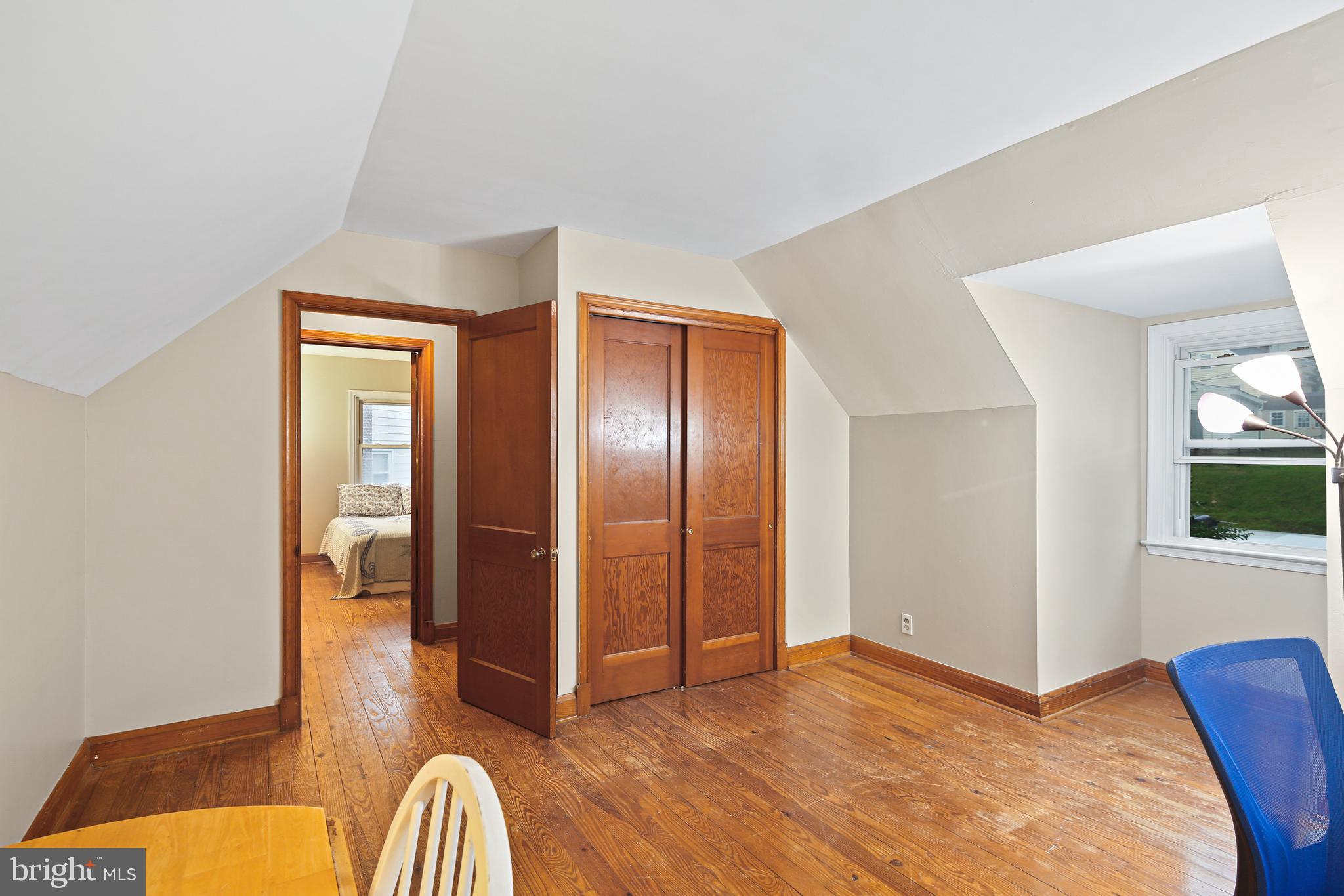 OAKLAND TERRACE - Residential