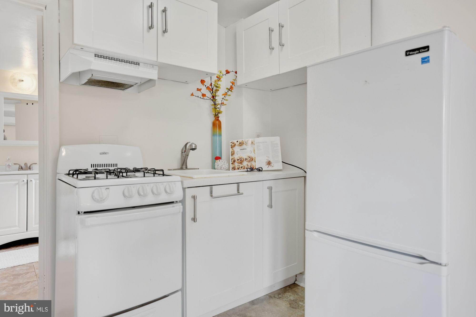 COTTAGE CITY - Residential