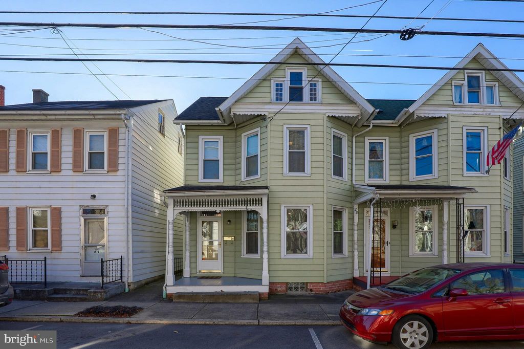 Photo of 26 W Orange Street, Lititz, PA 17543 (MLS # PALA2045346)