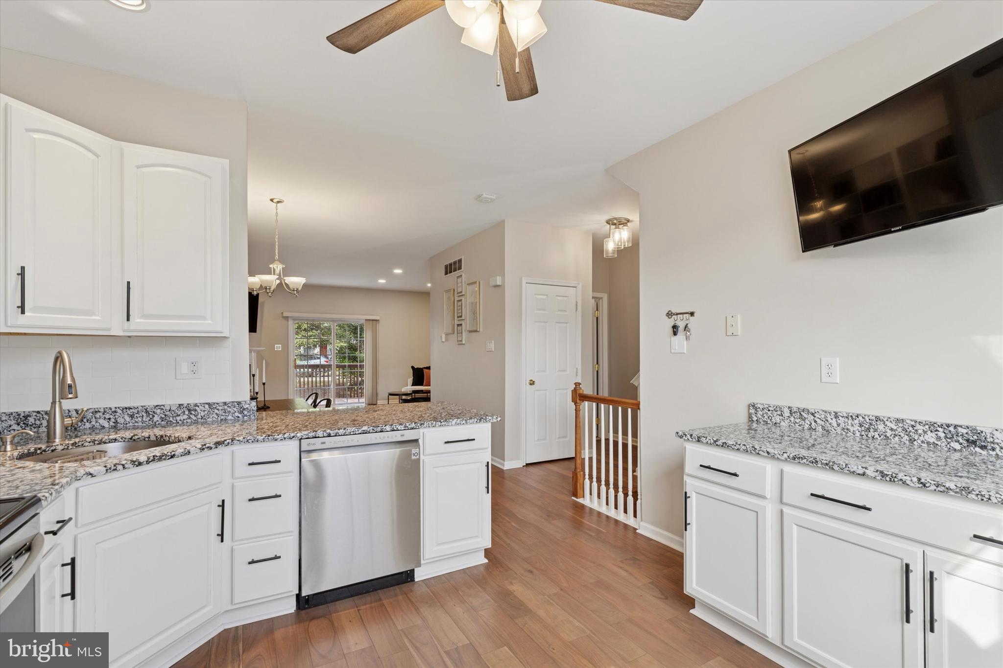 FRENCH CREEK TOWNH - Residential