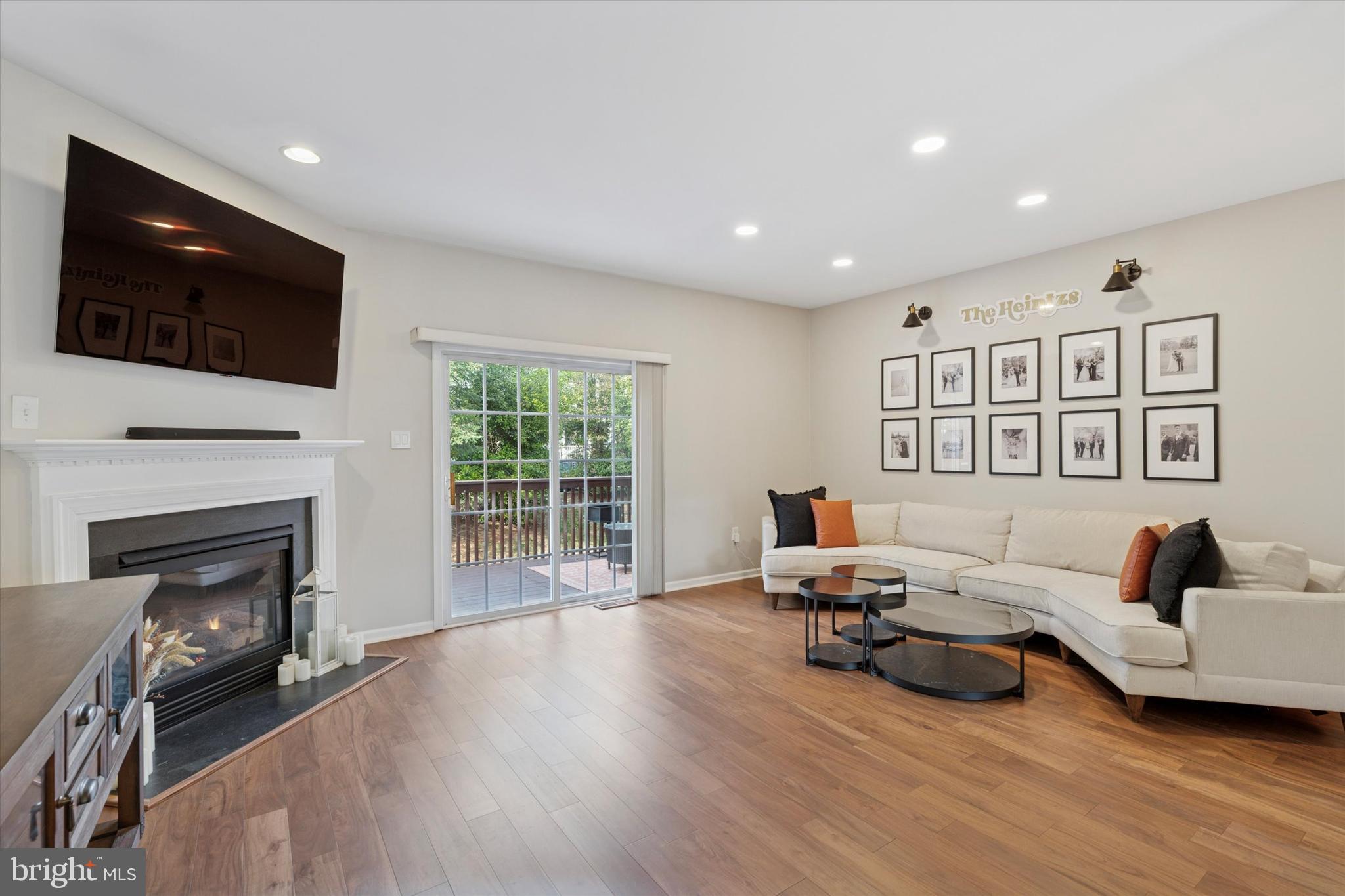 FRENCH CREEK TOWNH - Residential