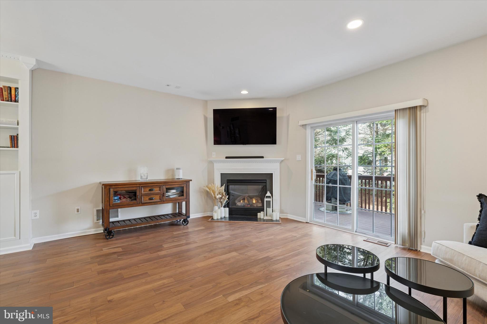 FRENCH CREEK TOWNH - Residential