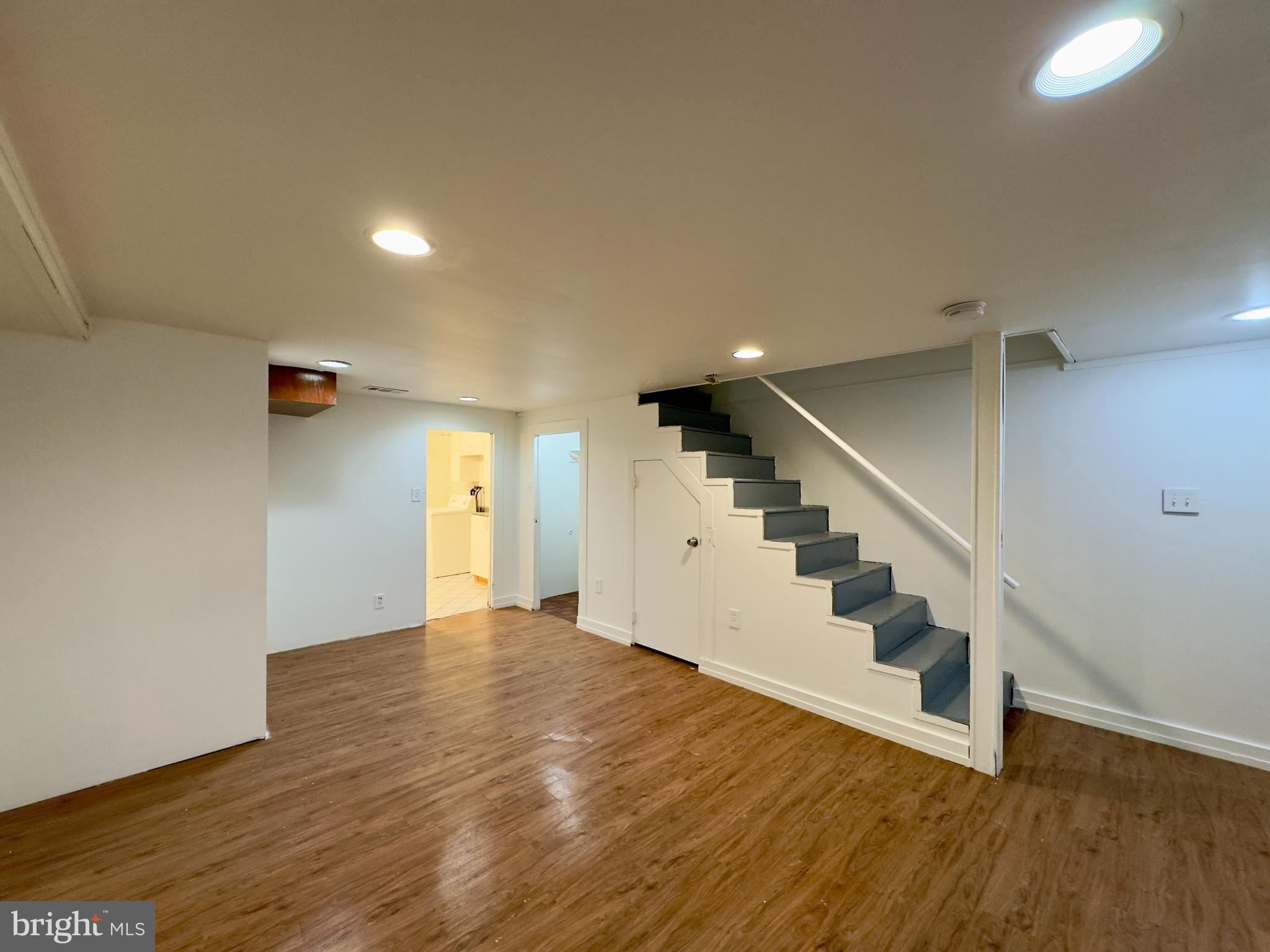 GREEKTOWN - Residential Lease