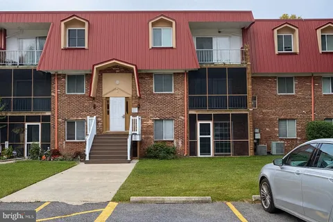 44 Courtside Drive Unit B31, Dover, DE MLS: DEKT2044894