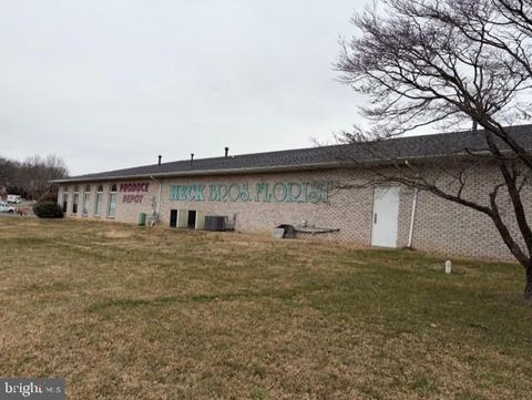 Photo of 3801 - R Perkiomen Avenue, READING, PA 19606 (MLS # PABK2066990)