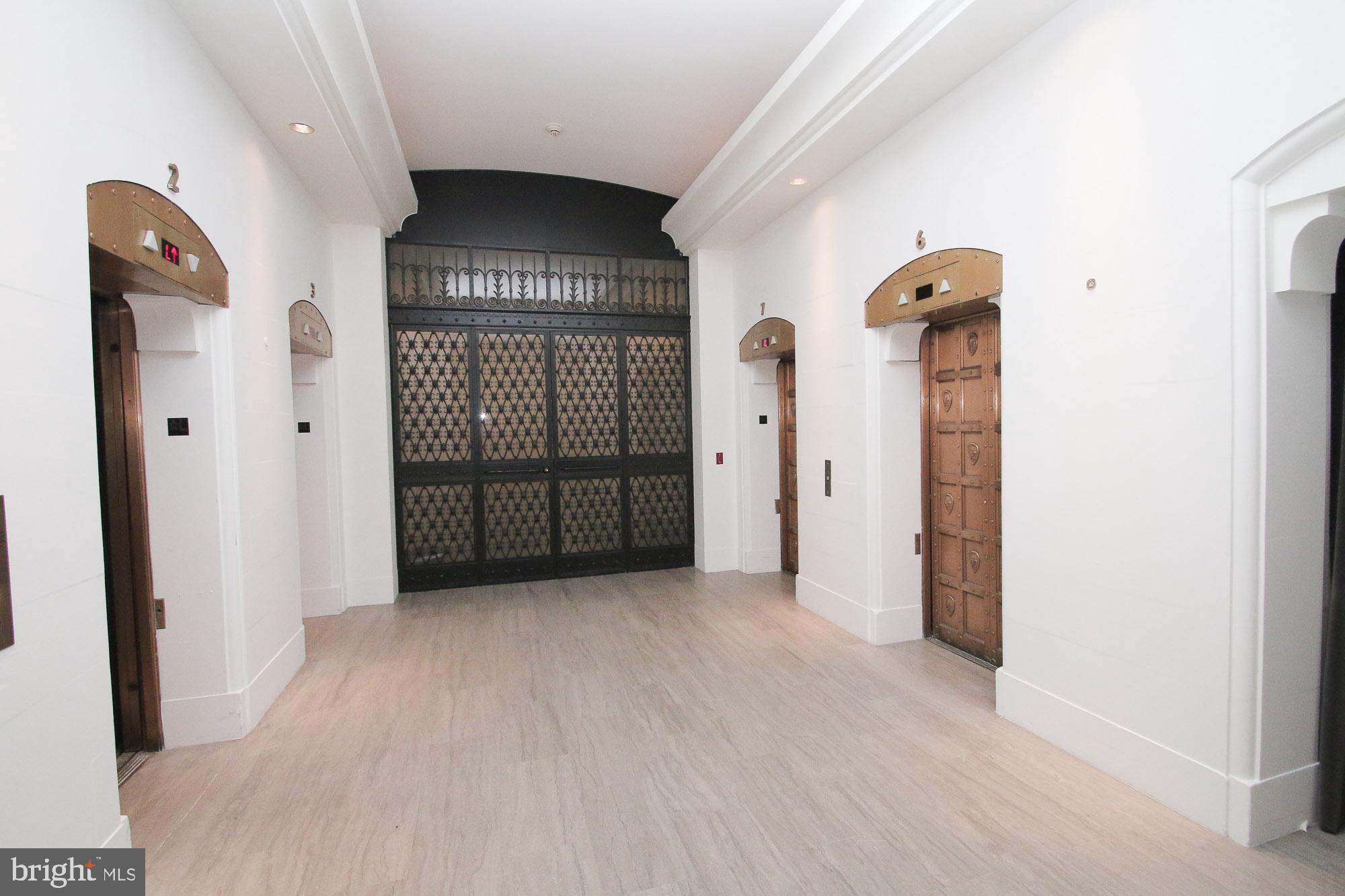 CENTER CITY - Residential