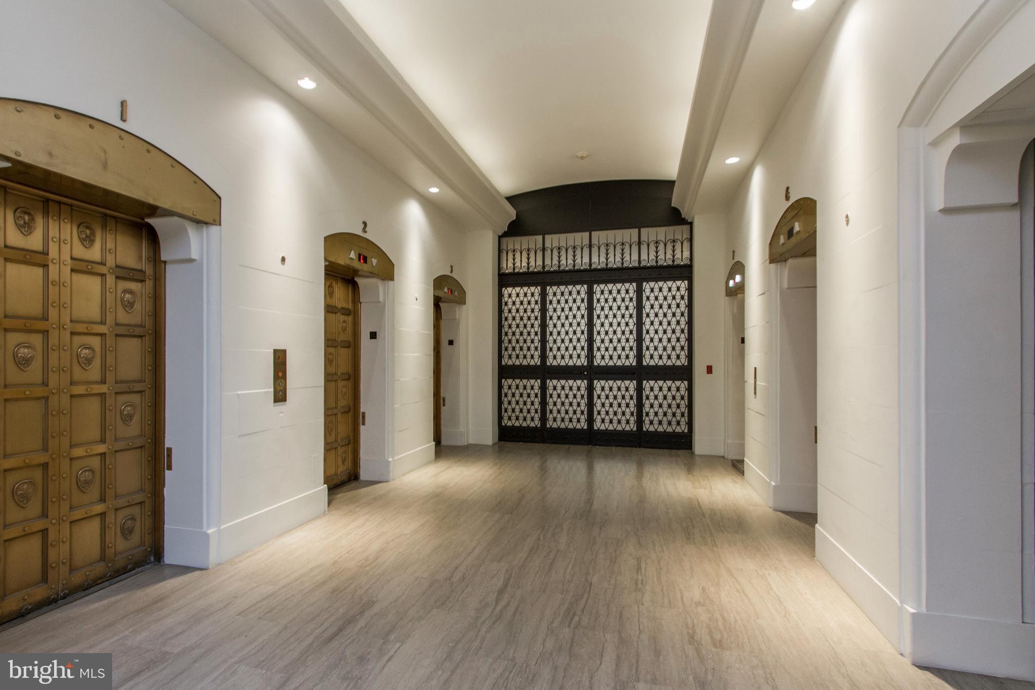 CENTER CITY - Residential