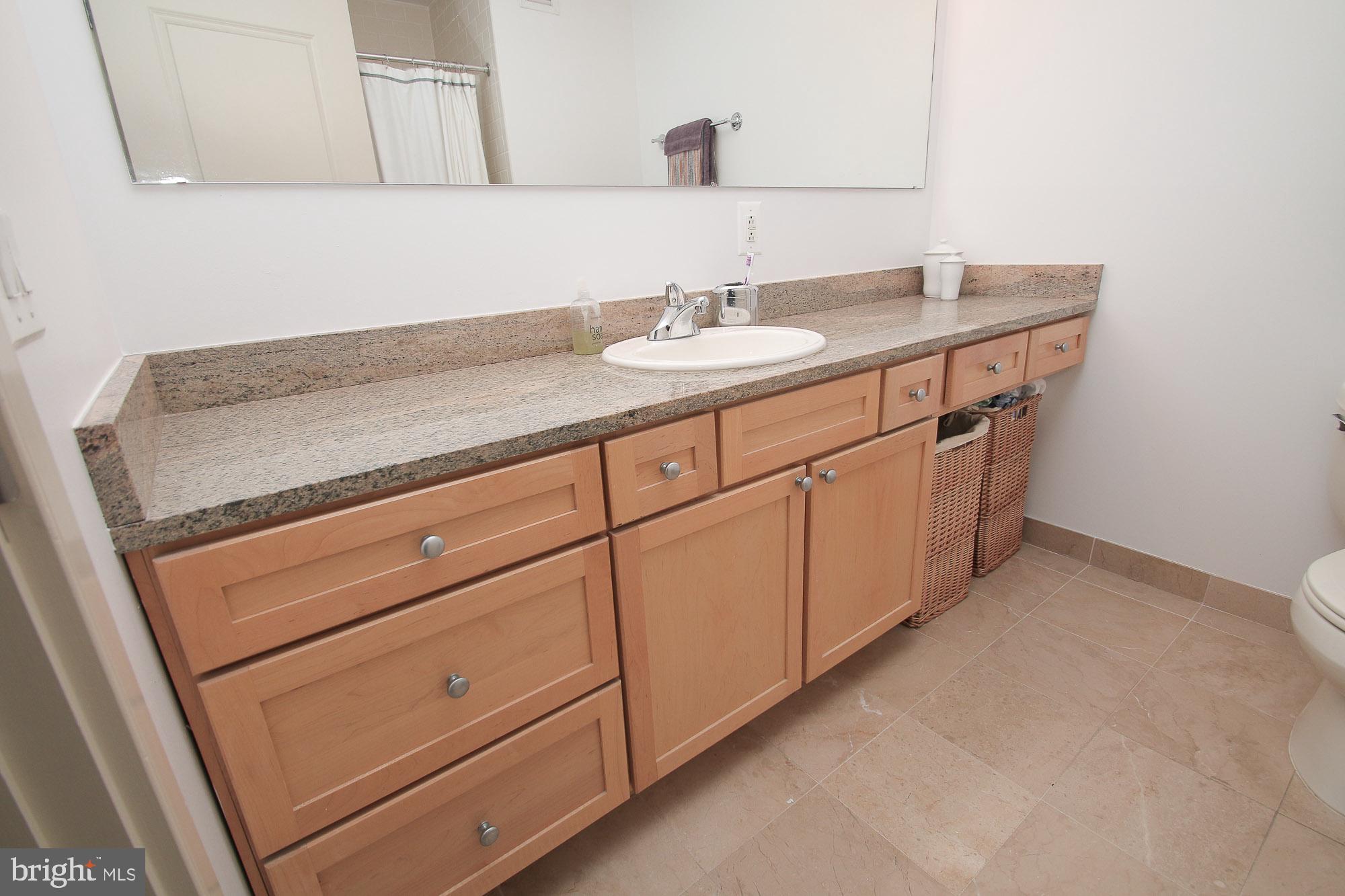 CENTER CITY - Residential