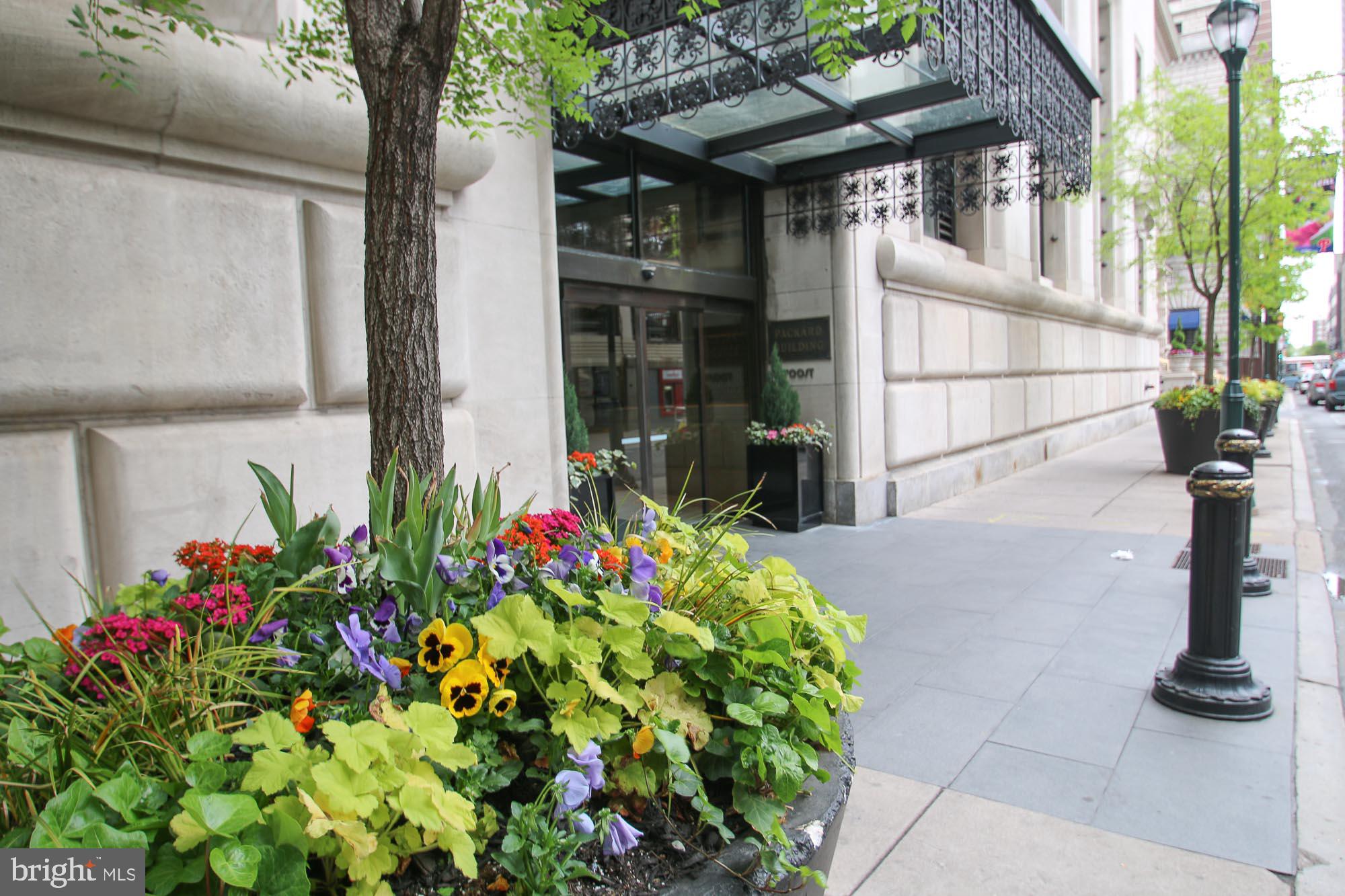 CENTER CITY - Residential