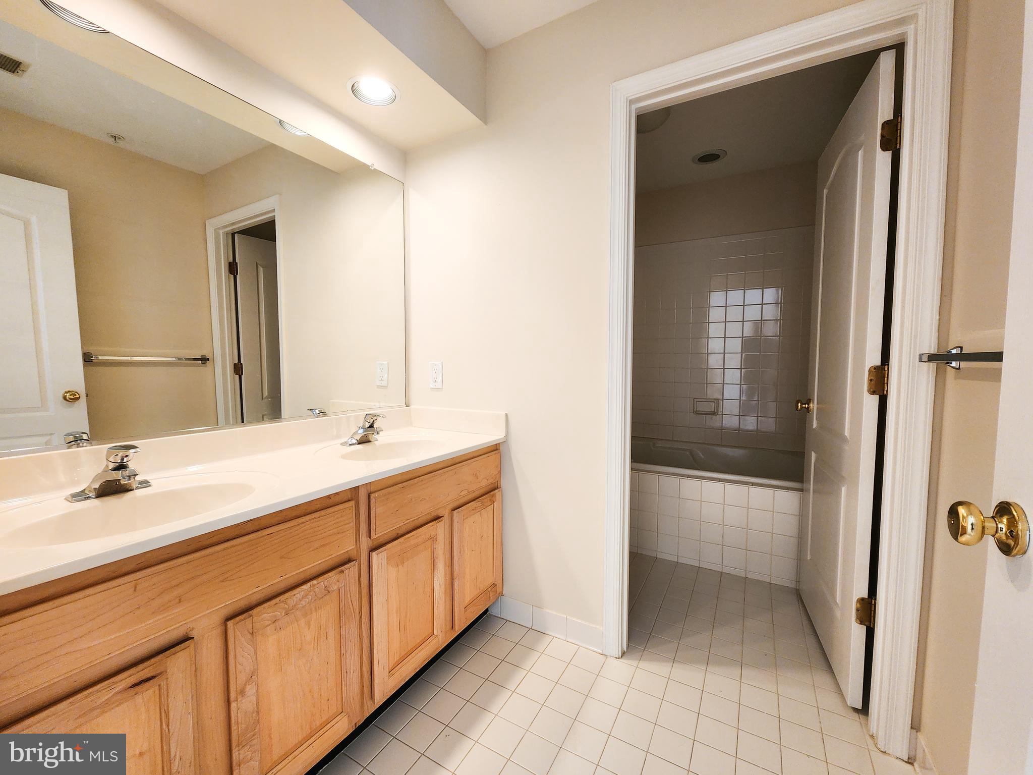 LONGLEAF-PLAT 1> - Residential