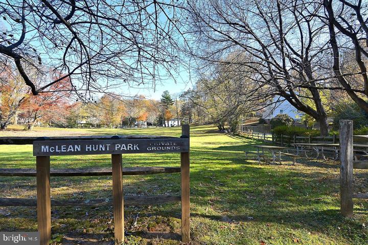 FOXHALL - Residential