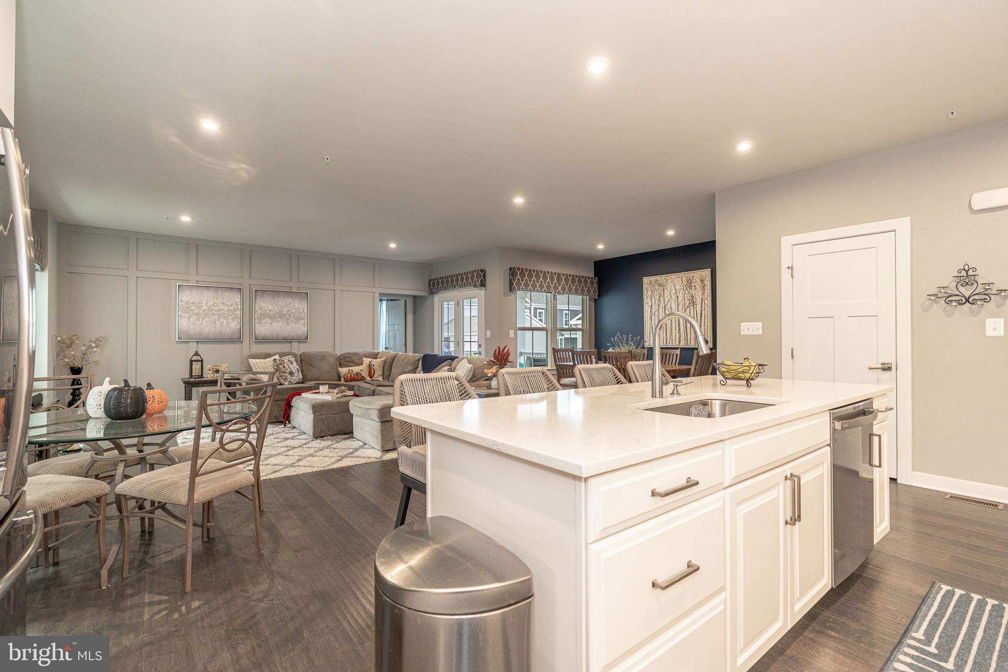 GREENLEIGH AT CROSSROADS - Residential